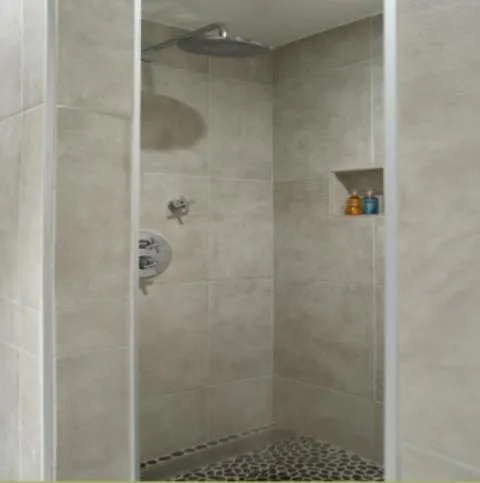 Shower in Le Manoir De Morimont