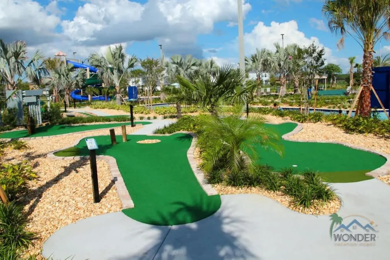 Four Bedrooms Home with Pool 3079