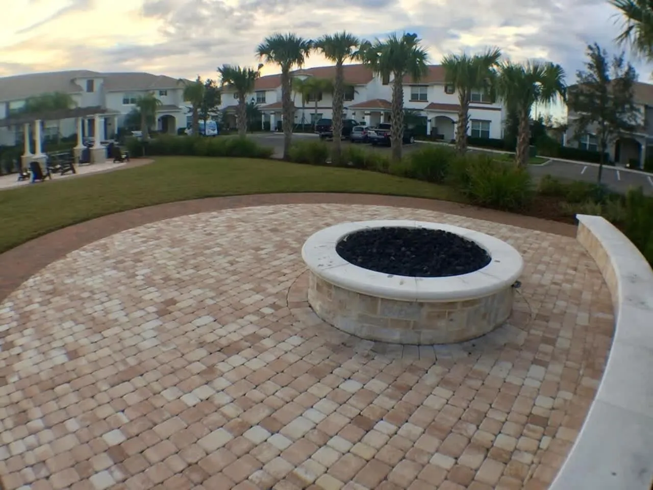 Four Bedrooms Home with Pool 3079