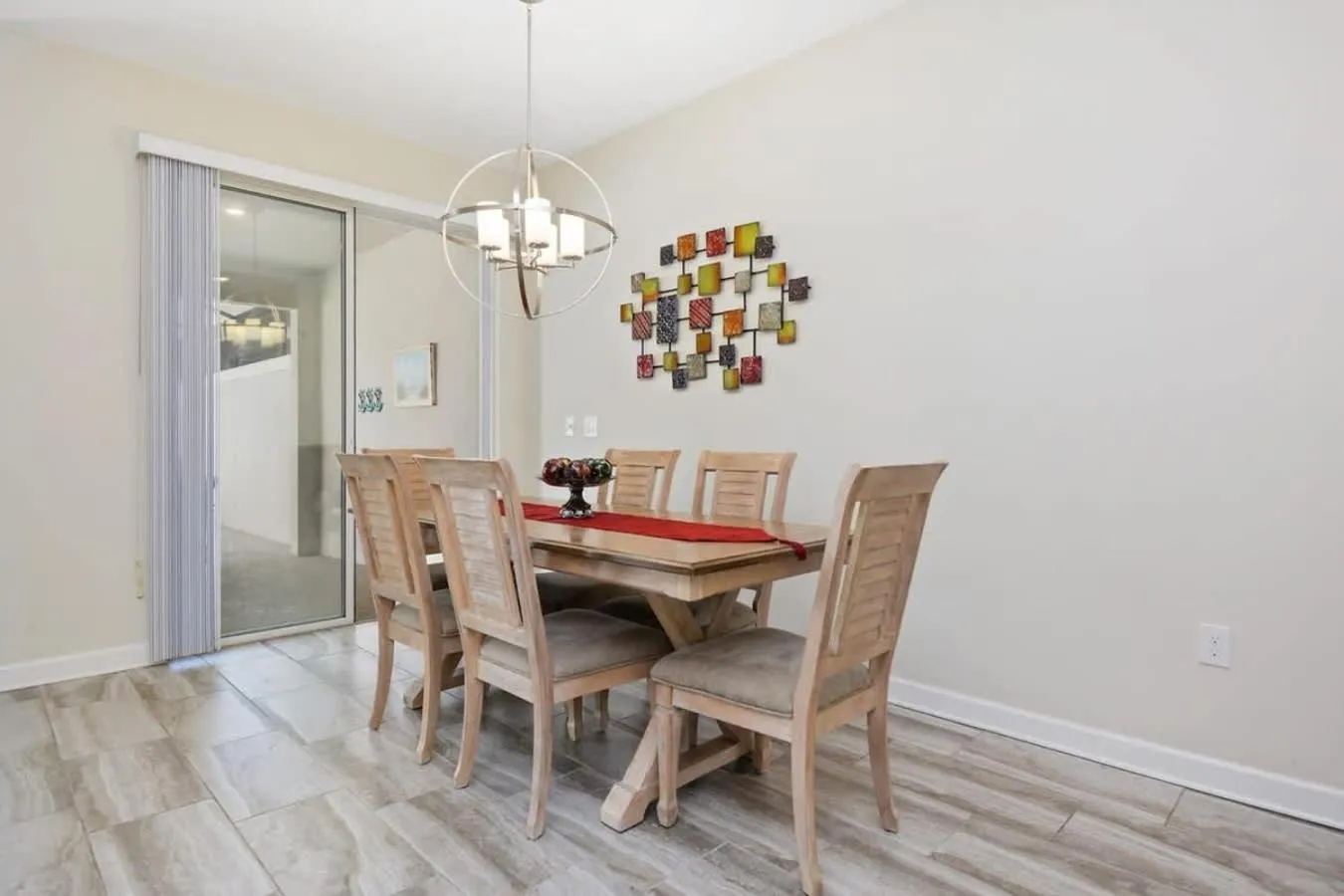 Four Bedrooms Home with Pool 3079