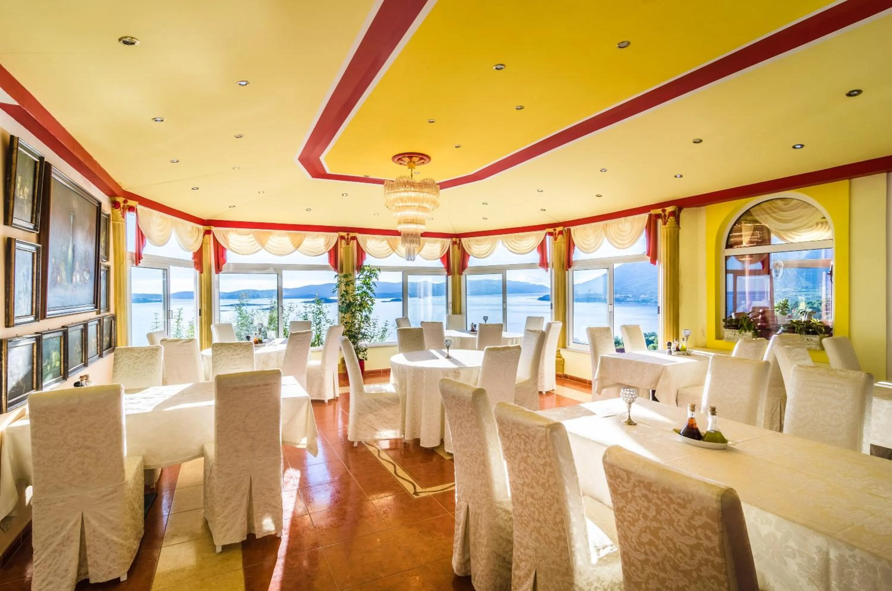 Restaurant/places to eat in Hotel Pansion Villa Antonio