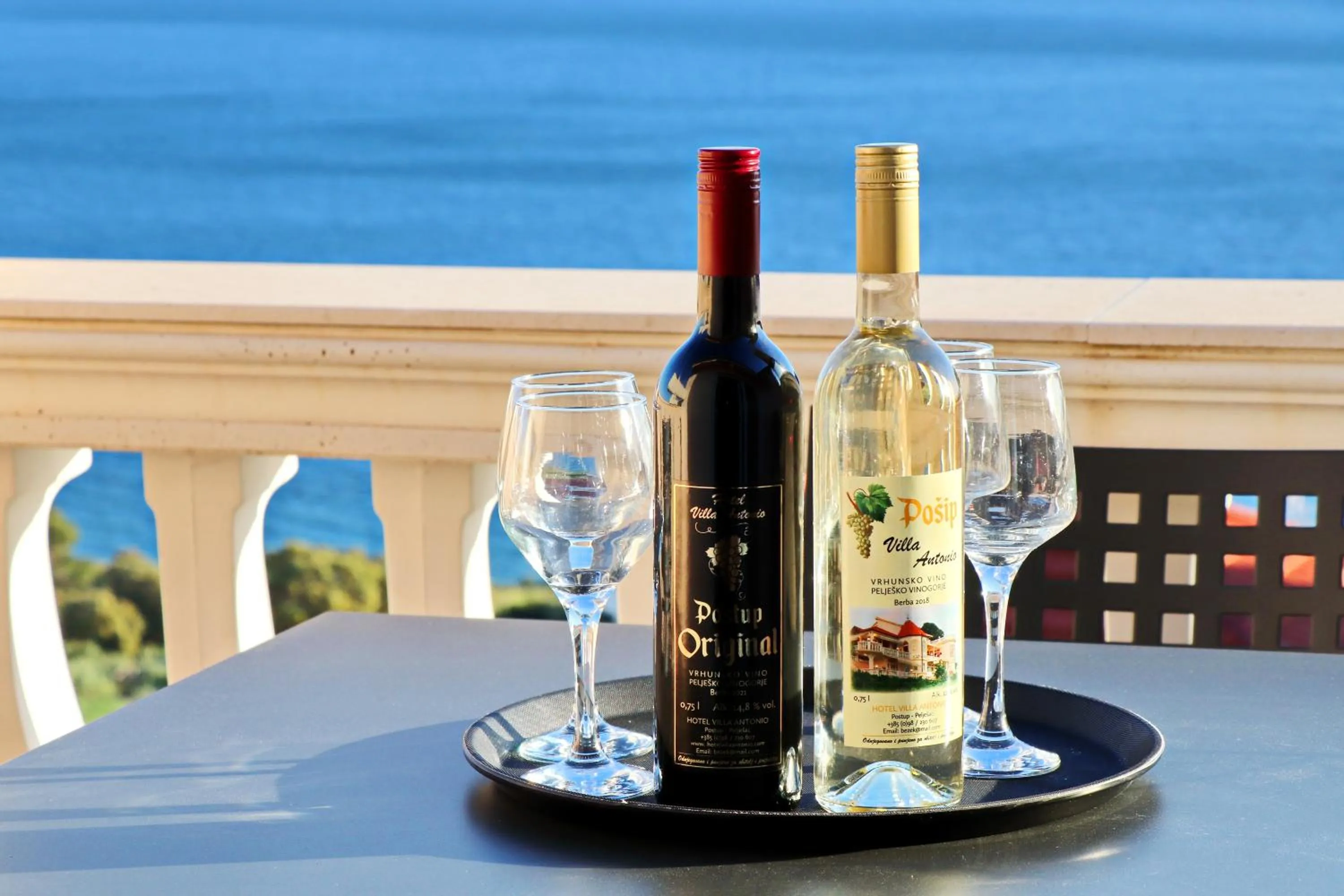 Drinks in Hotel Pansion Villa Antonio