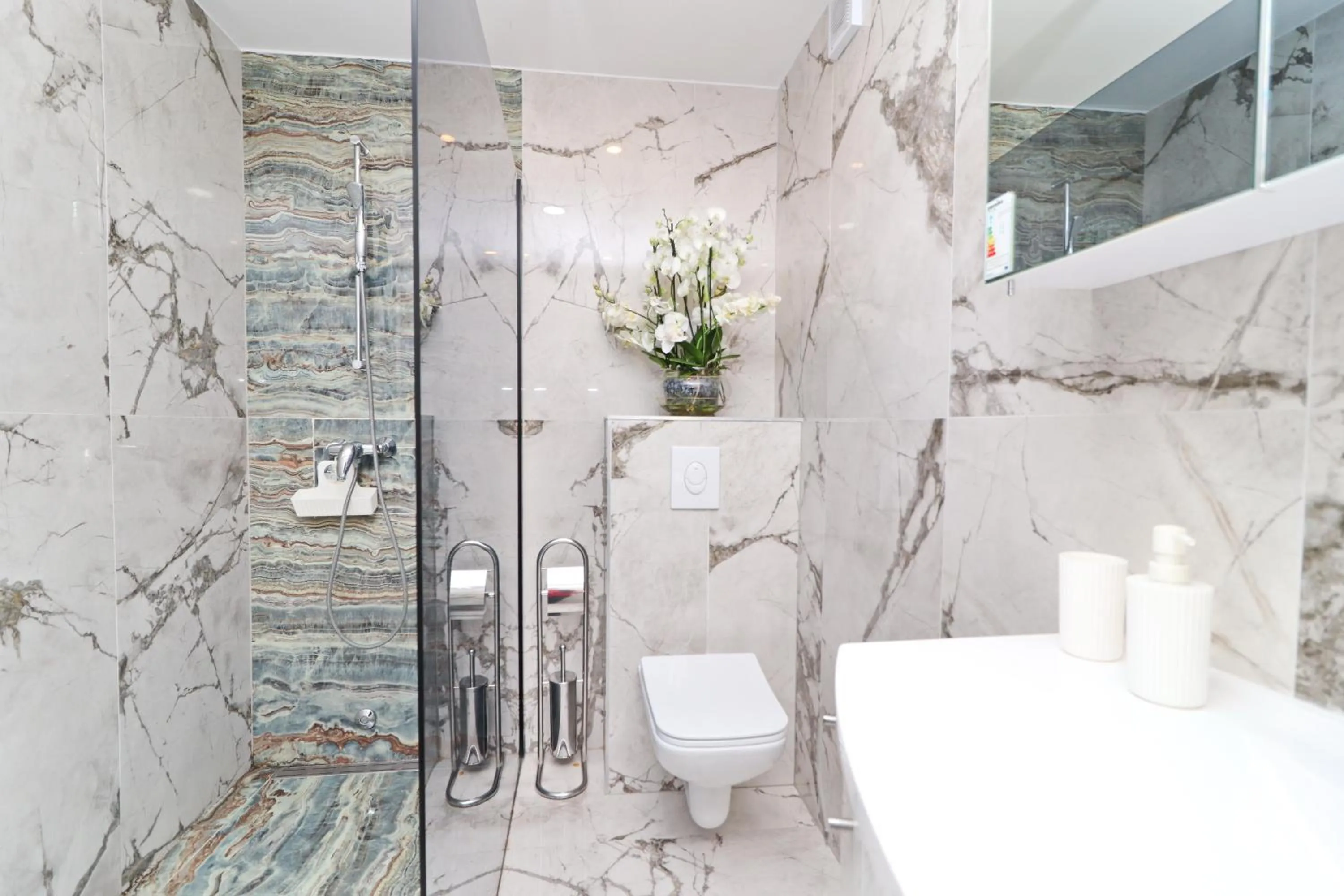 Bathroom in Hotel Pansion Villa Antonio