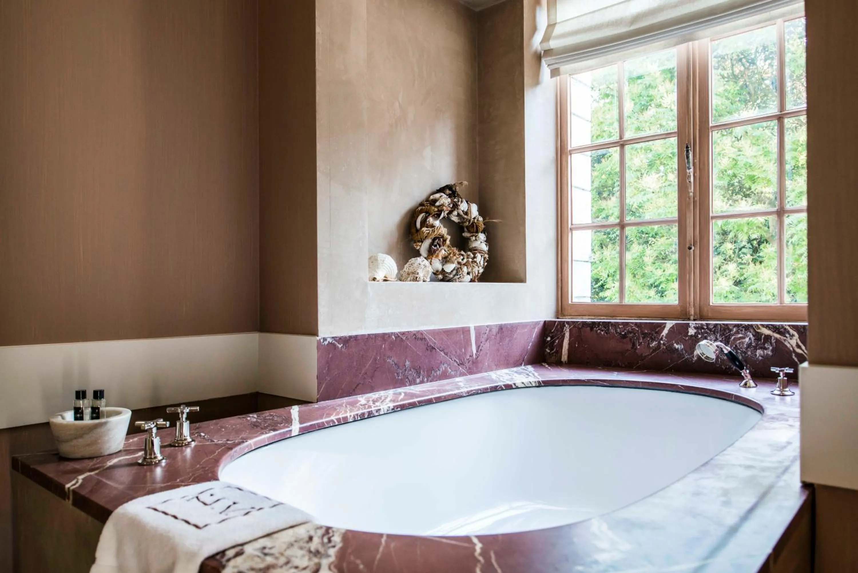 Bathroom, Bed in B&B The Verhaegen