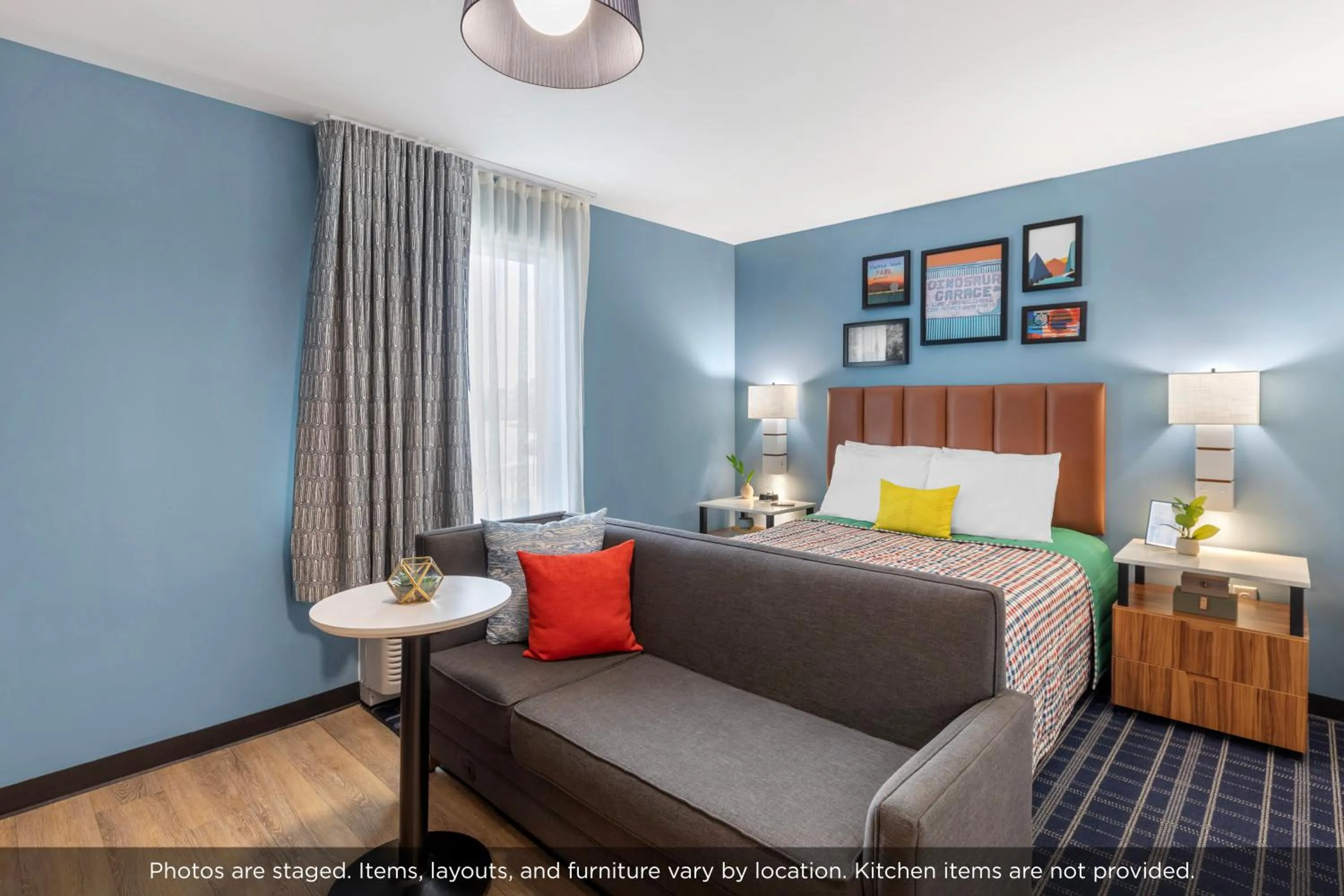 Bed in Uptown Suites Extended Stay Nashville TN - Smyrna