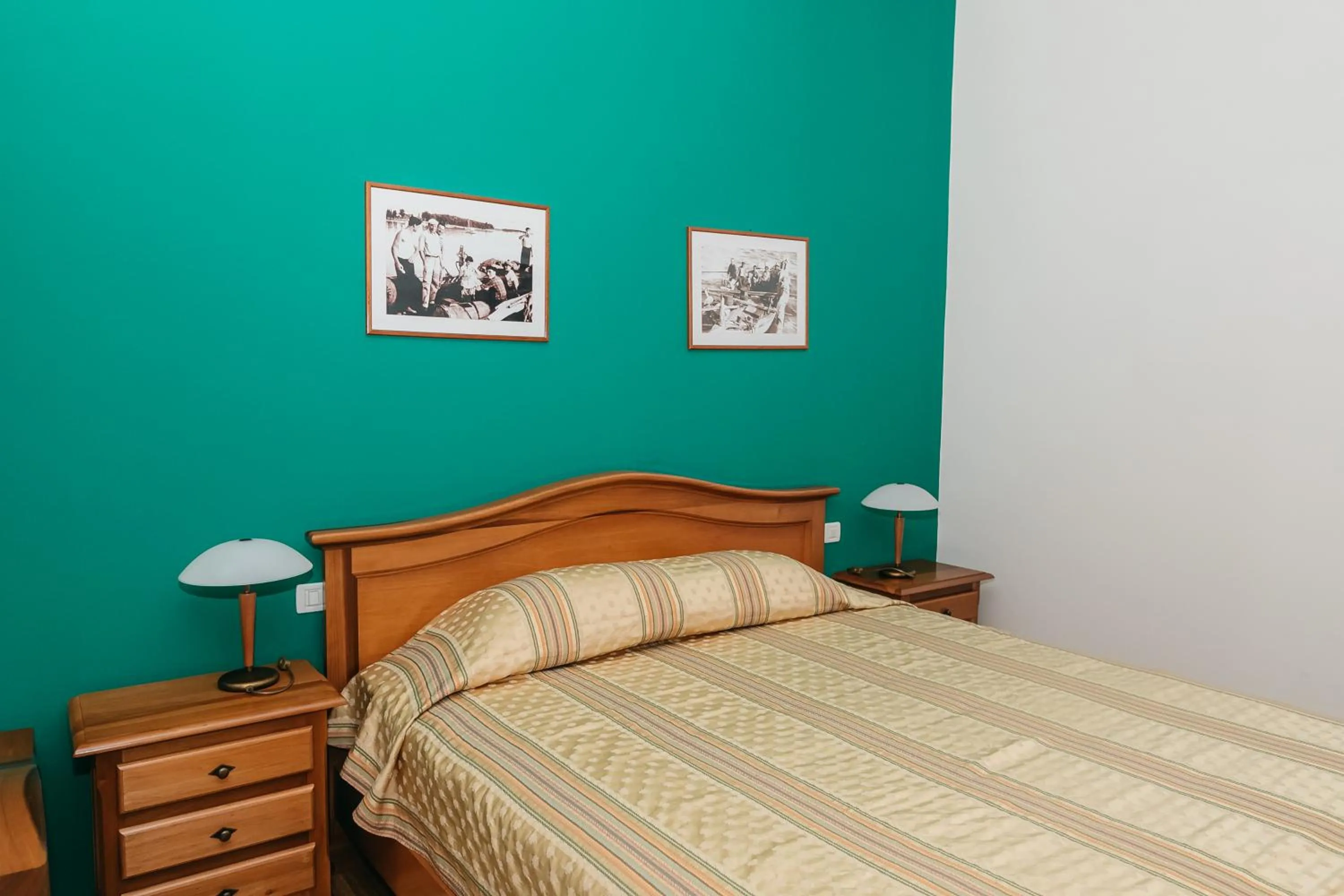 Bed in Hotel Spongiola