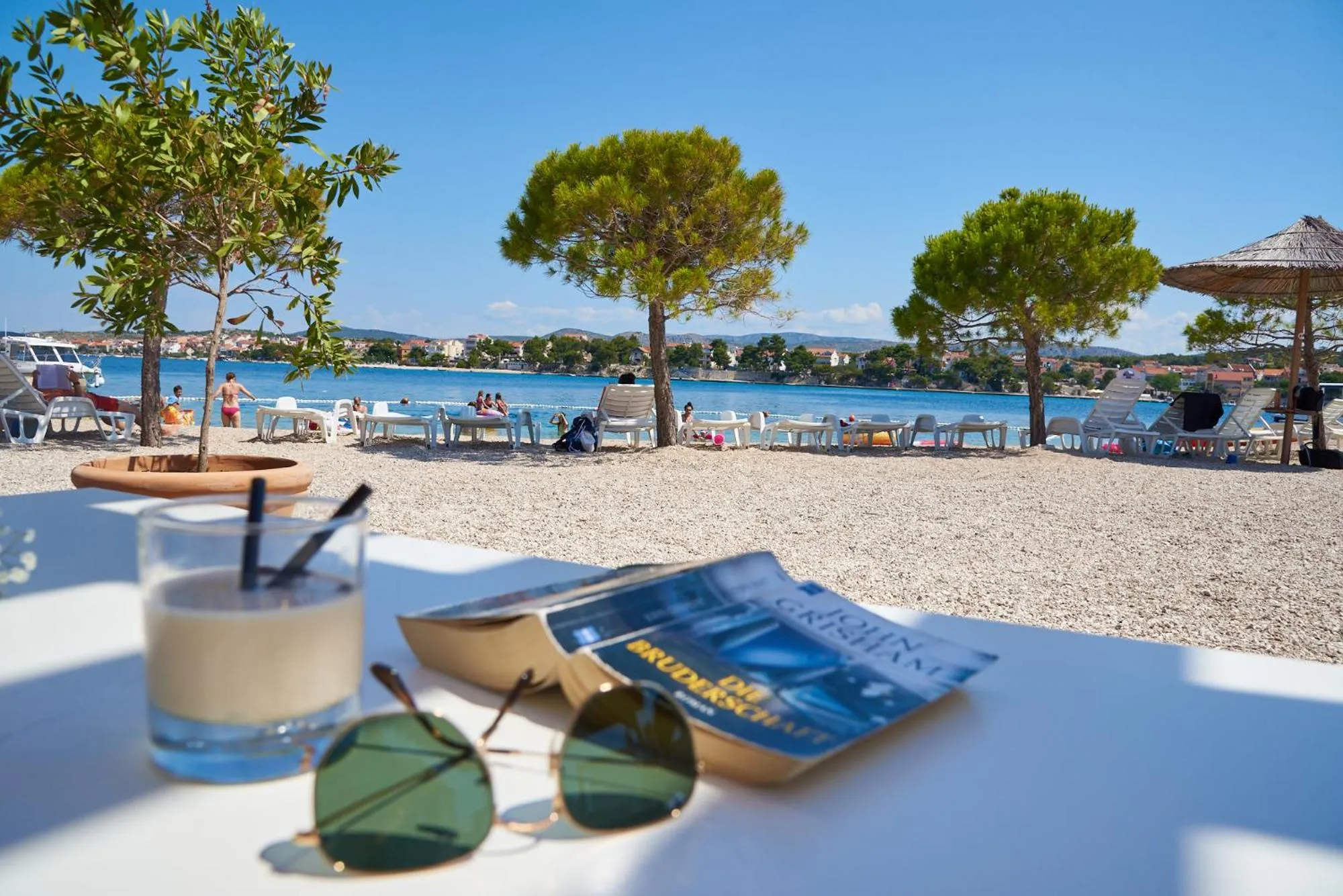 Beach in Hotel Spongiola