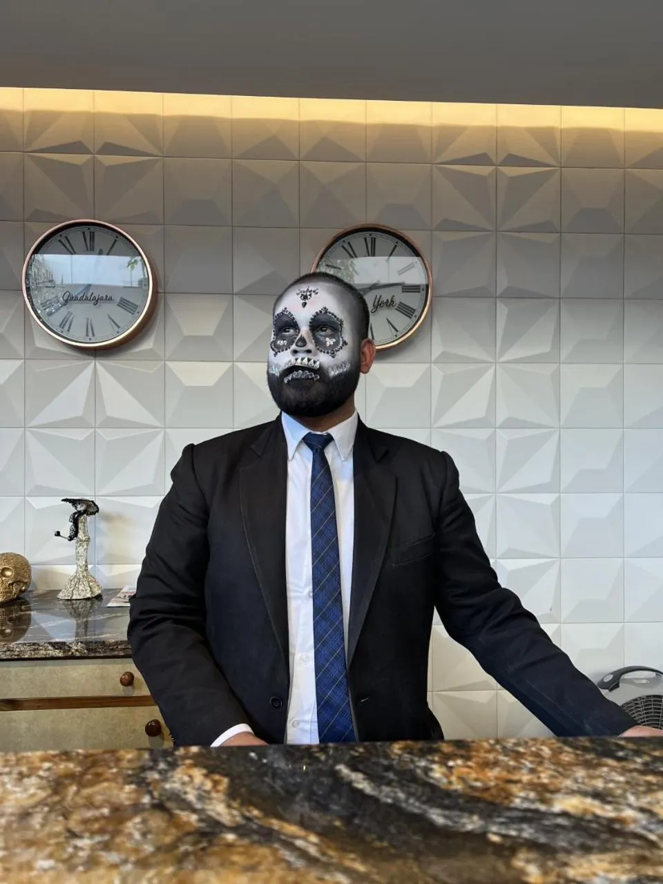 People in Hotel Real Maestranza