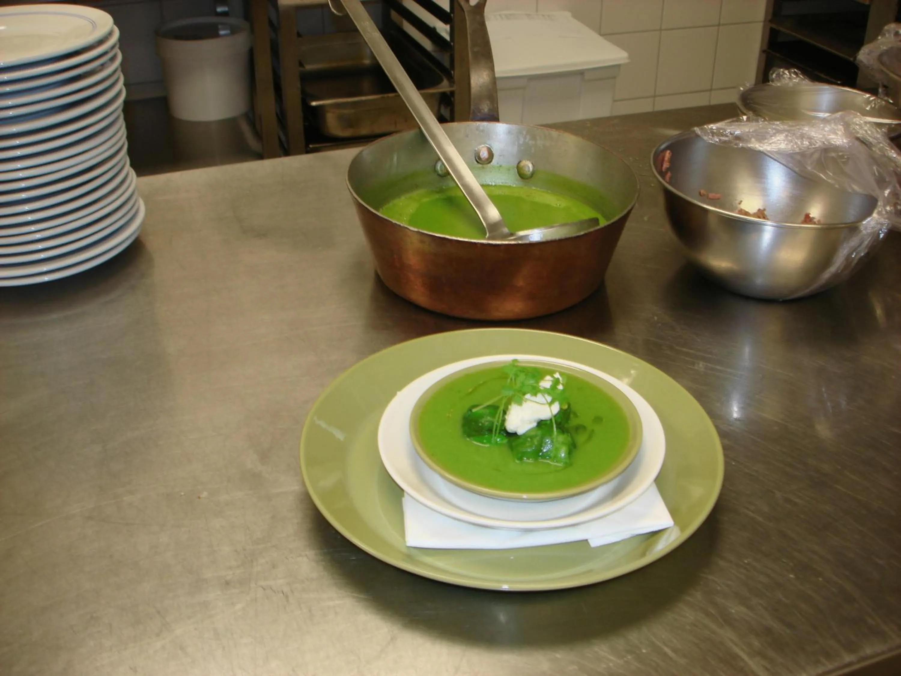 Food and drinks in Elckerlyck Inn Hotel