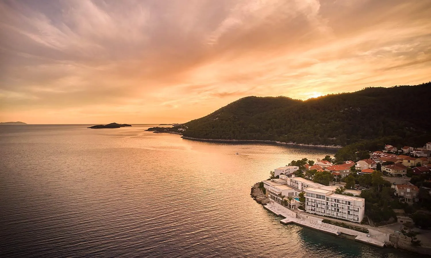 Property building in Aminess Younique Lume Hotel