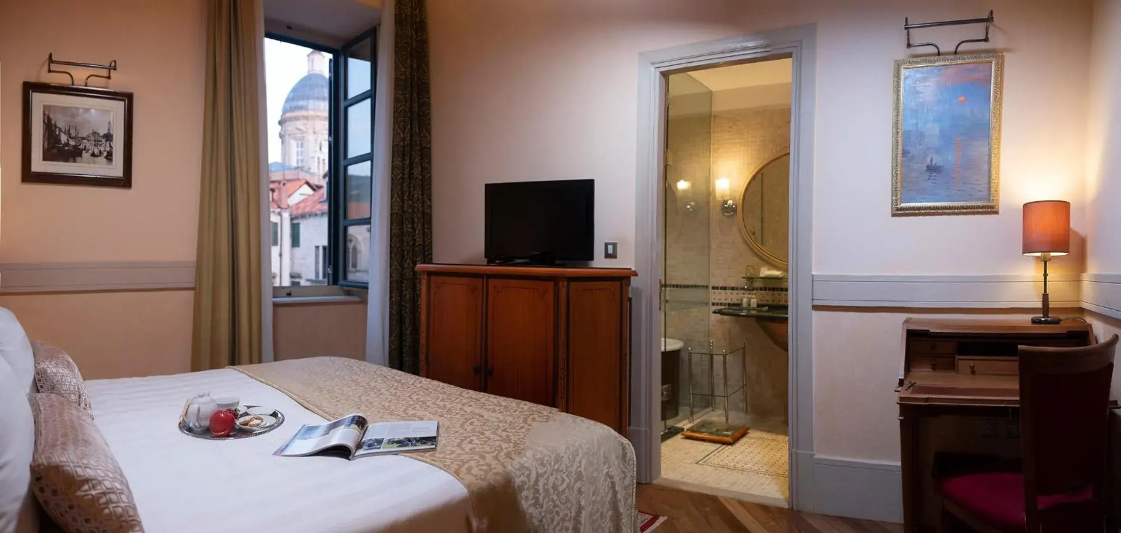 Bedroom, Bed in The Pucic Palace Bedroom, Bed in The Pucic Palace