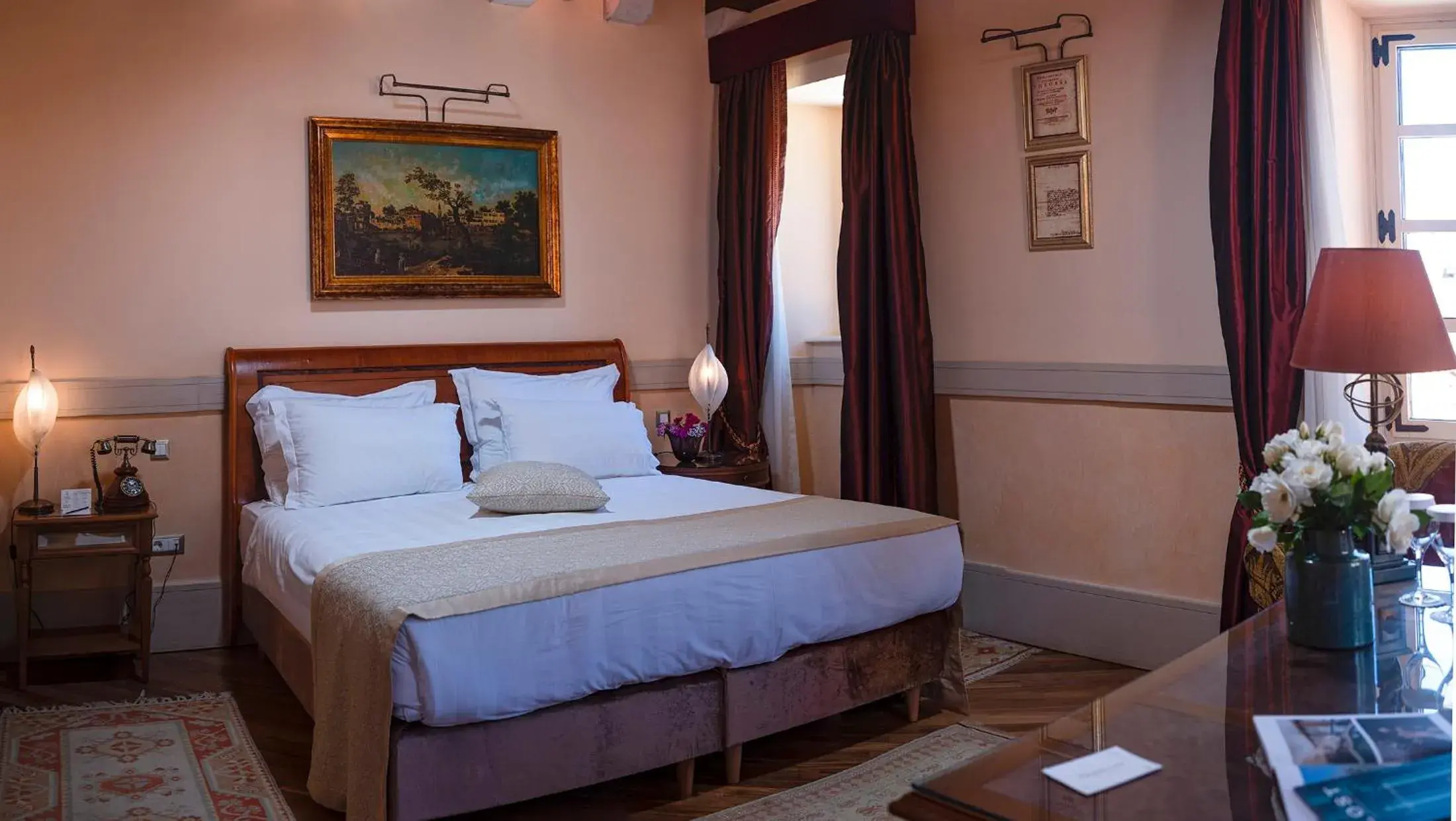 Bed in The Pucic Palace Bed in The Pucic Palace