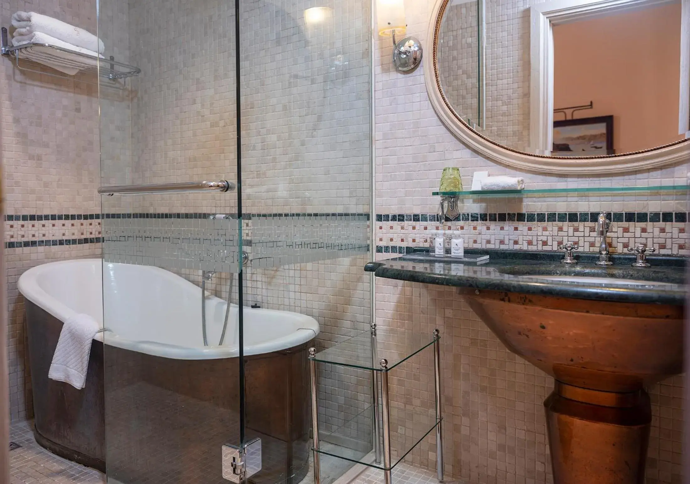 Bathroom in The Pucic Palace Bathroom in The Pucic Palace