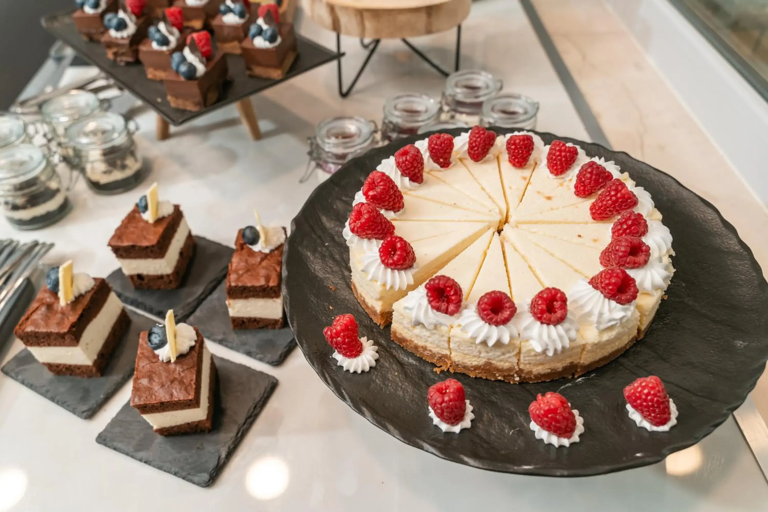 Food and drinks in Berkeley Hotel Food and drinks in Berkeley Hotel