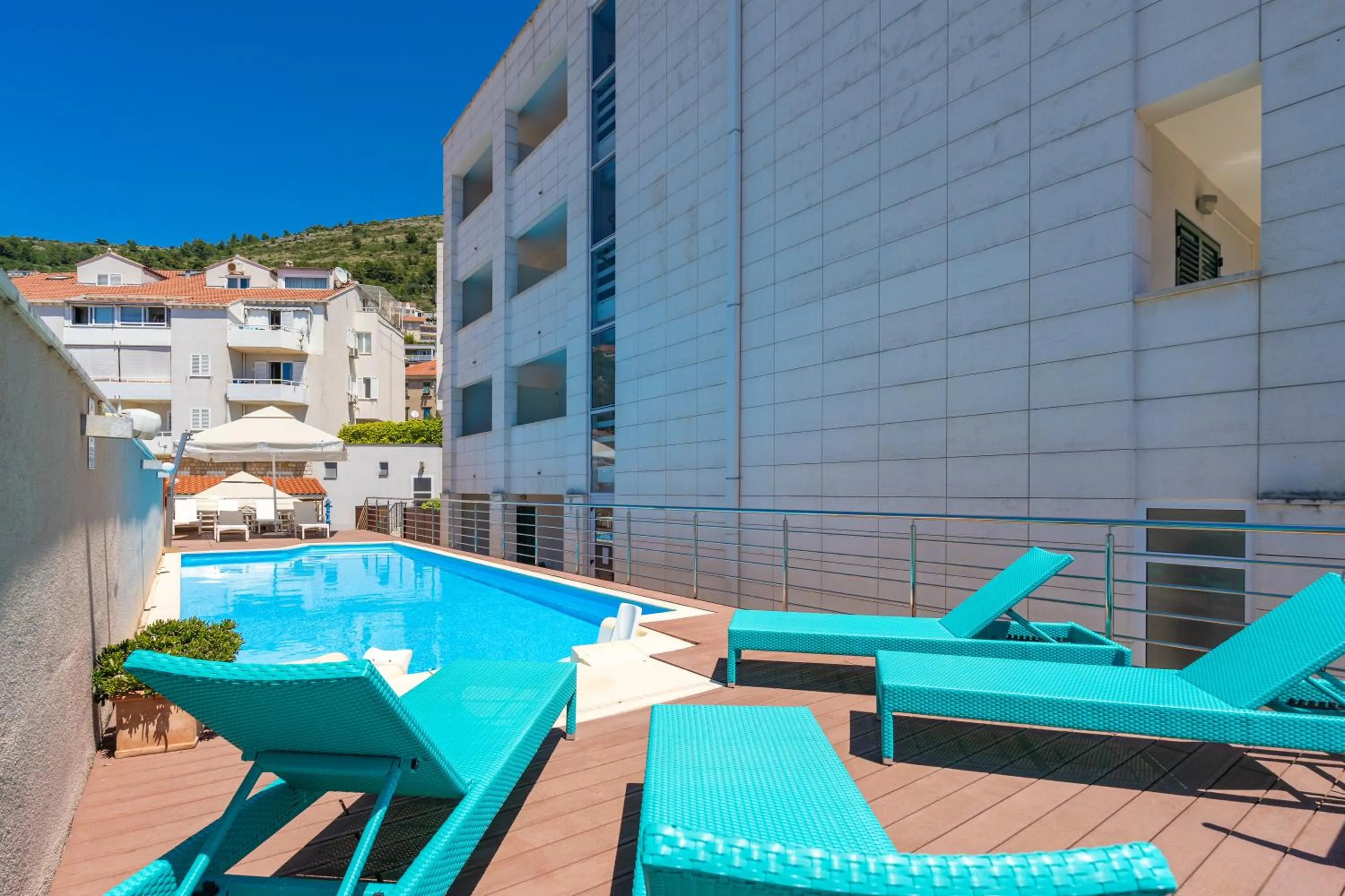 Property building in Berkeley Hotel