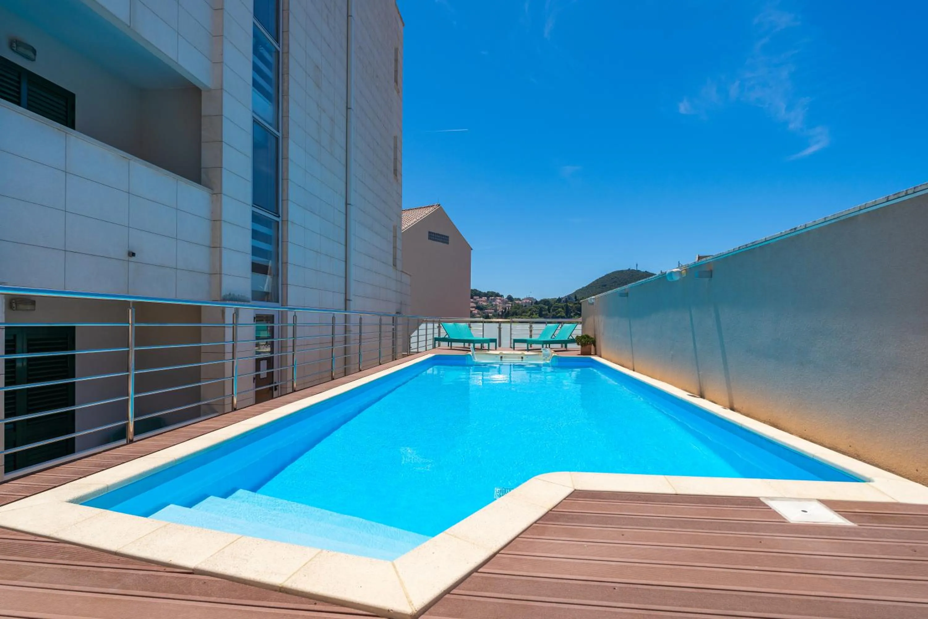 Day in Berkeley Hotel