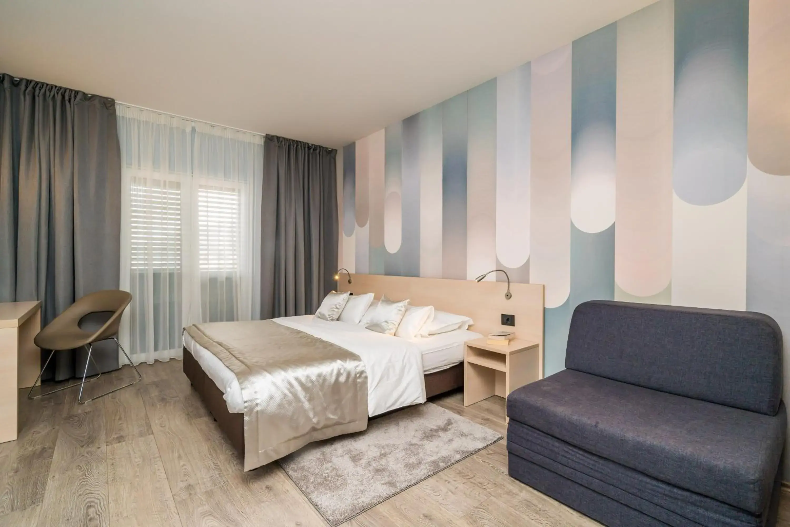 Bed in Berkeley Hotel Bed in Berkeley Hotel