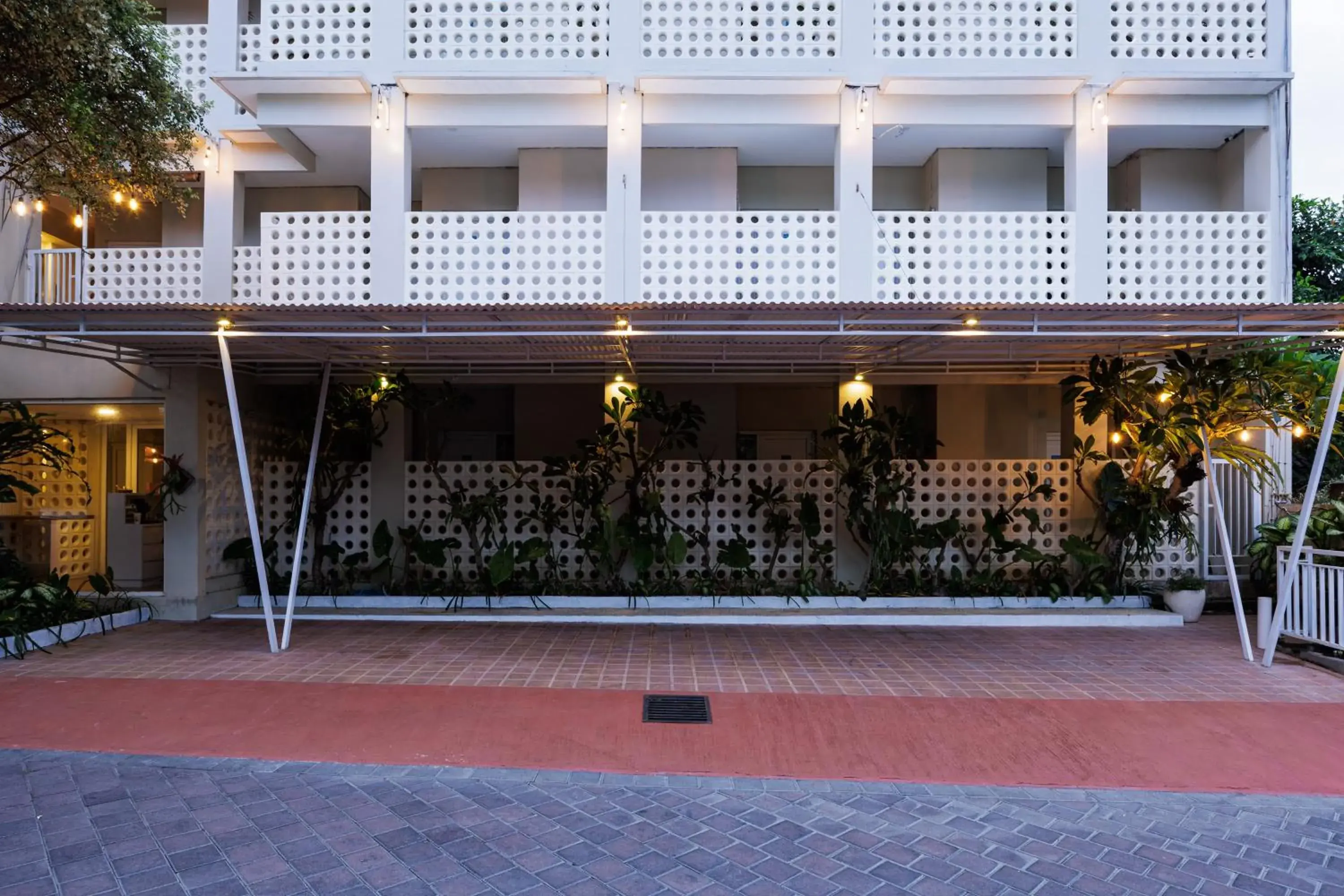 Property building in Deva Bali Apartement Property building in Deva Bali Apartement