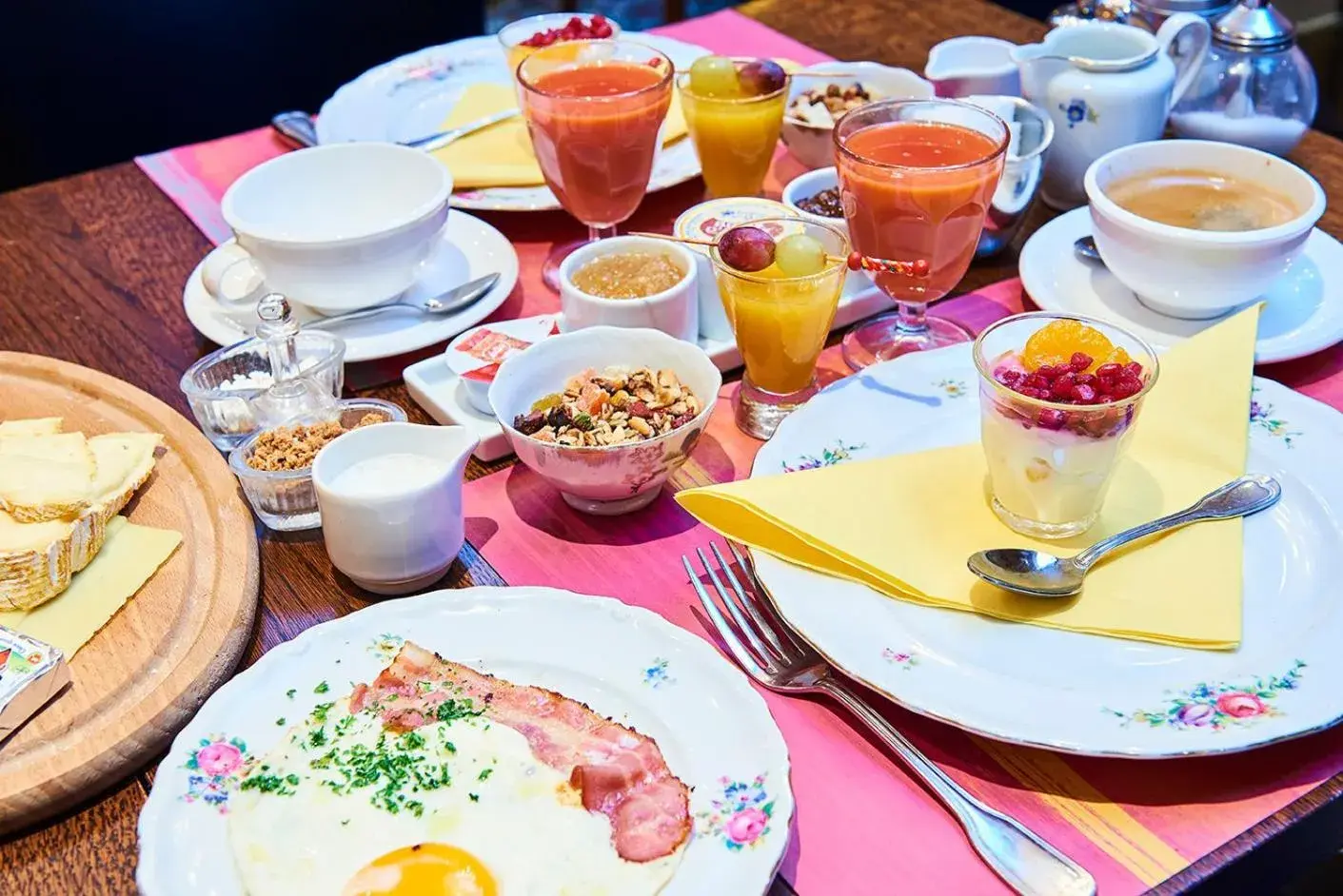 Full House Hotel Full House Hotel