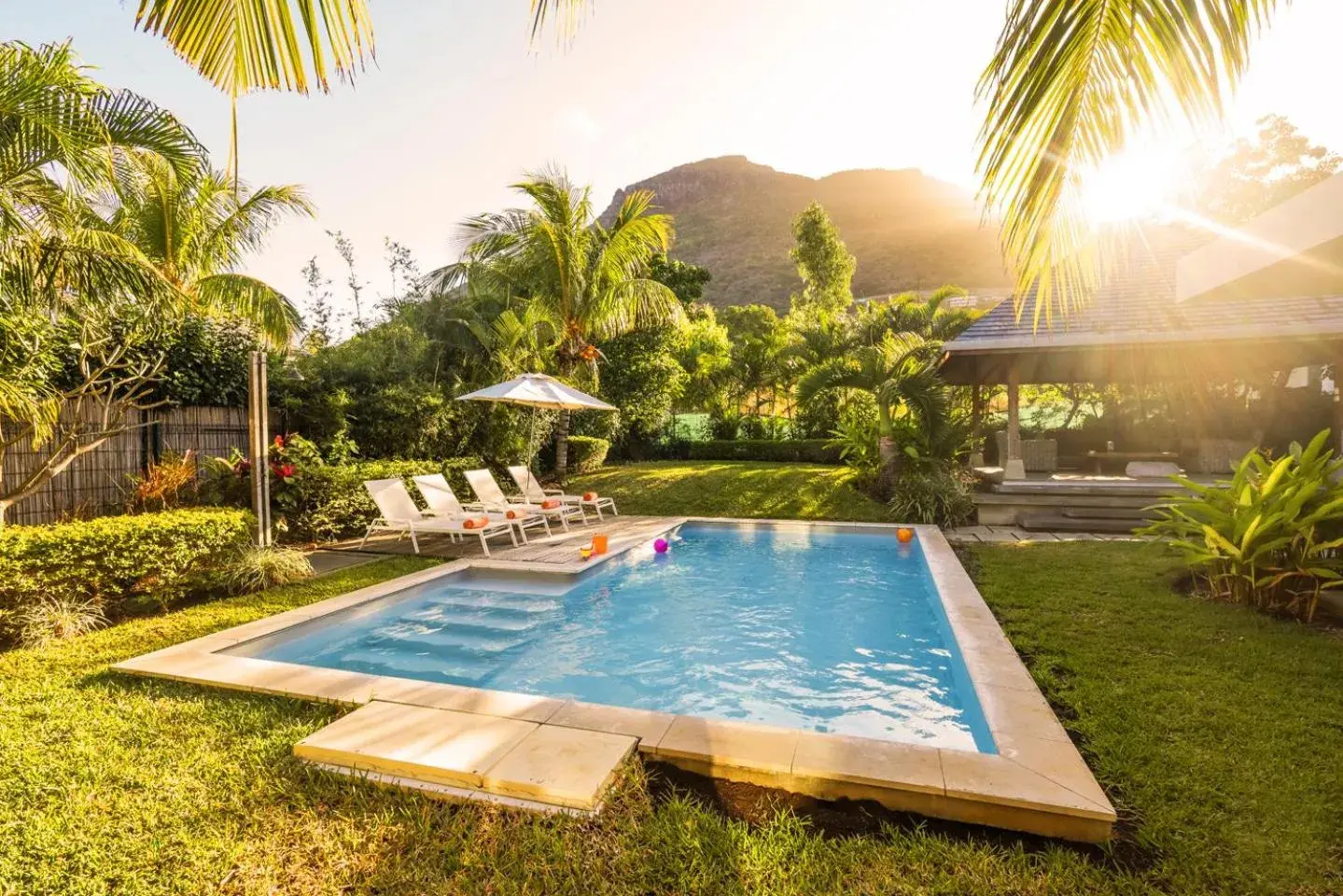 Mountain view in Marguery Villas by MJ Holidays Mountain view in Marguery Villas by MJ Holidays