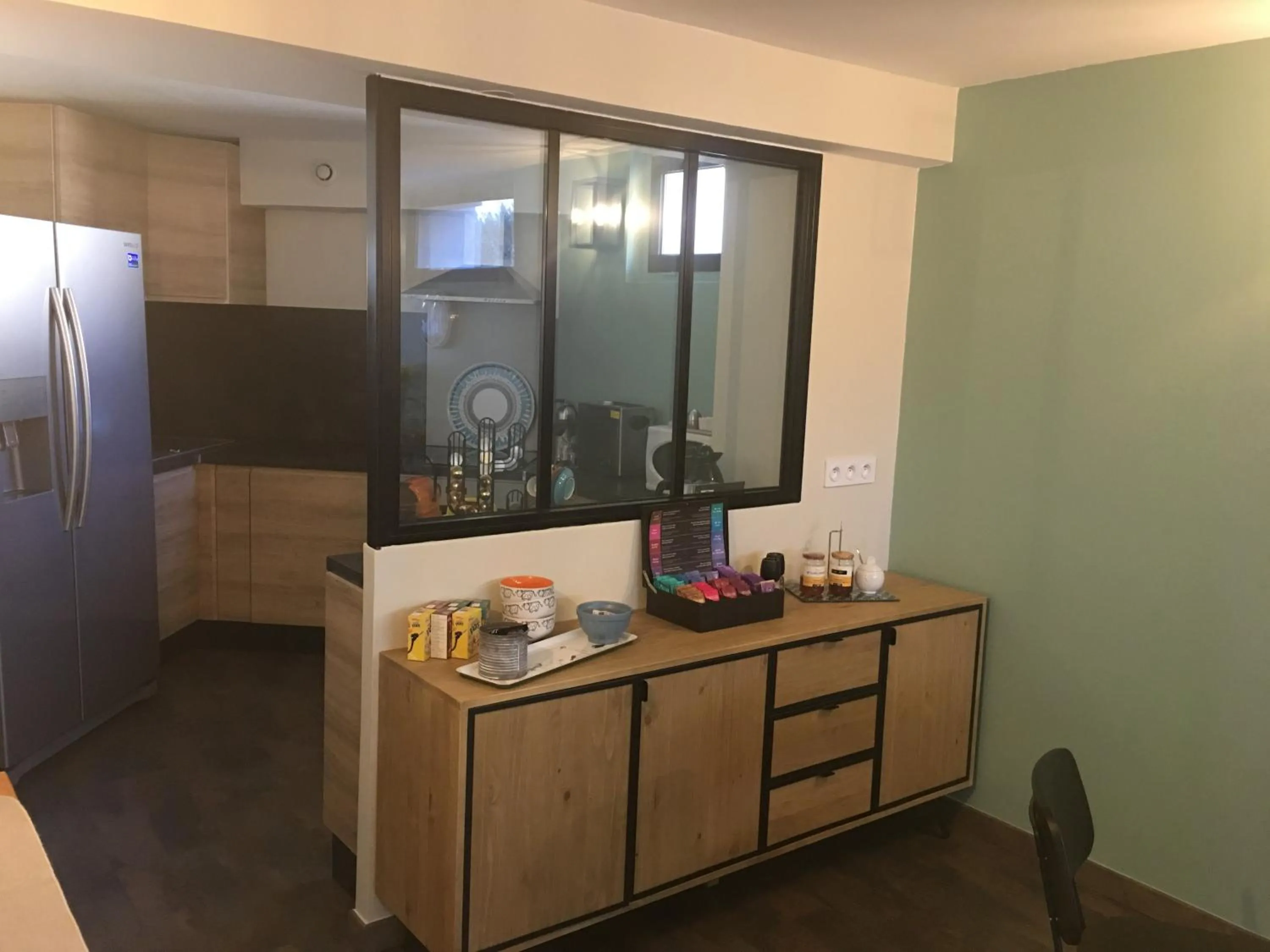 Dining area in Couette et Café