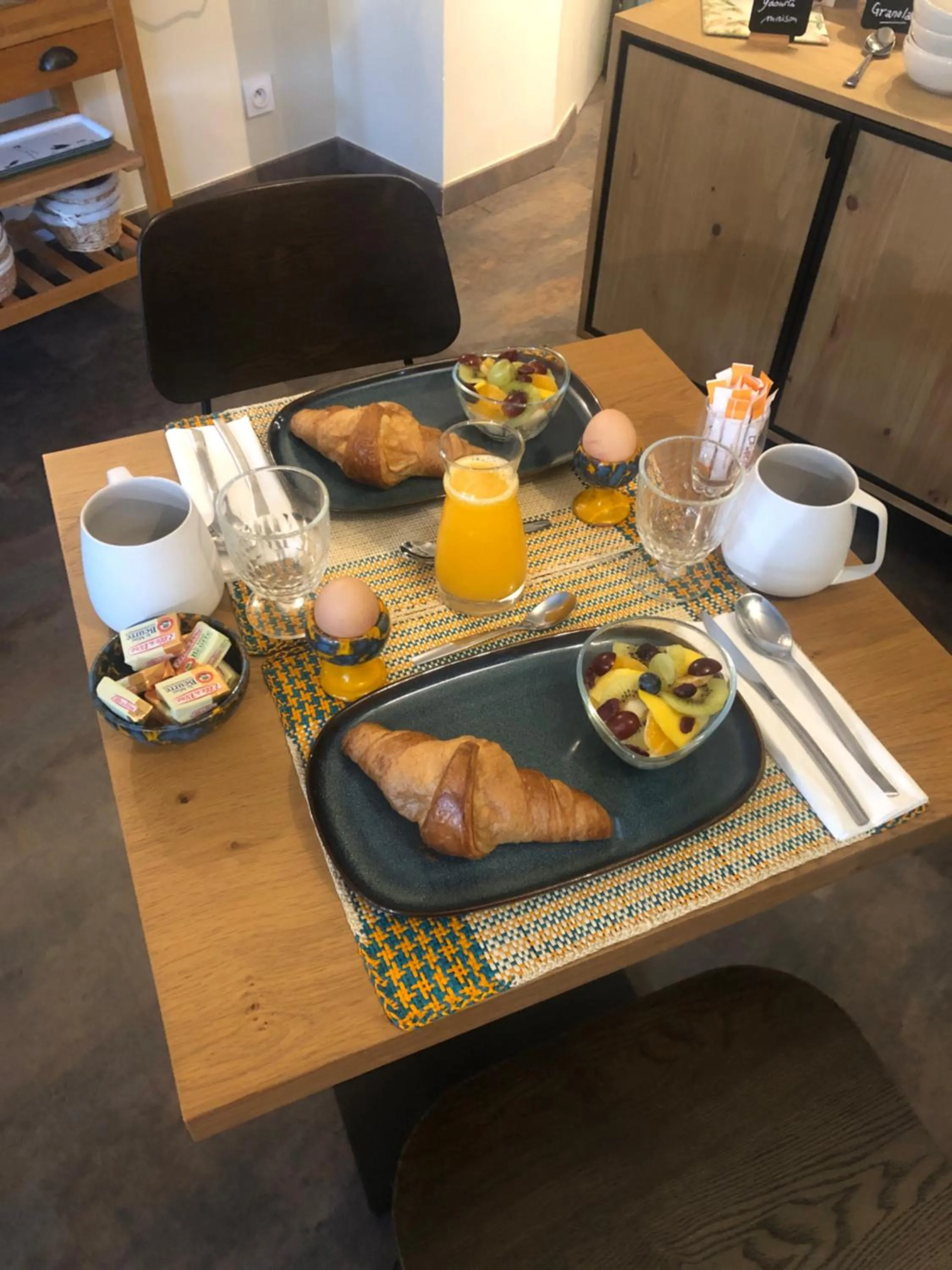 Food and drinks in Couette et Café