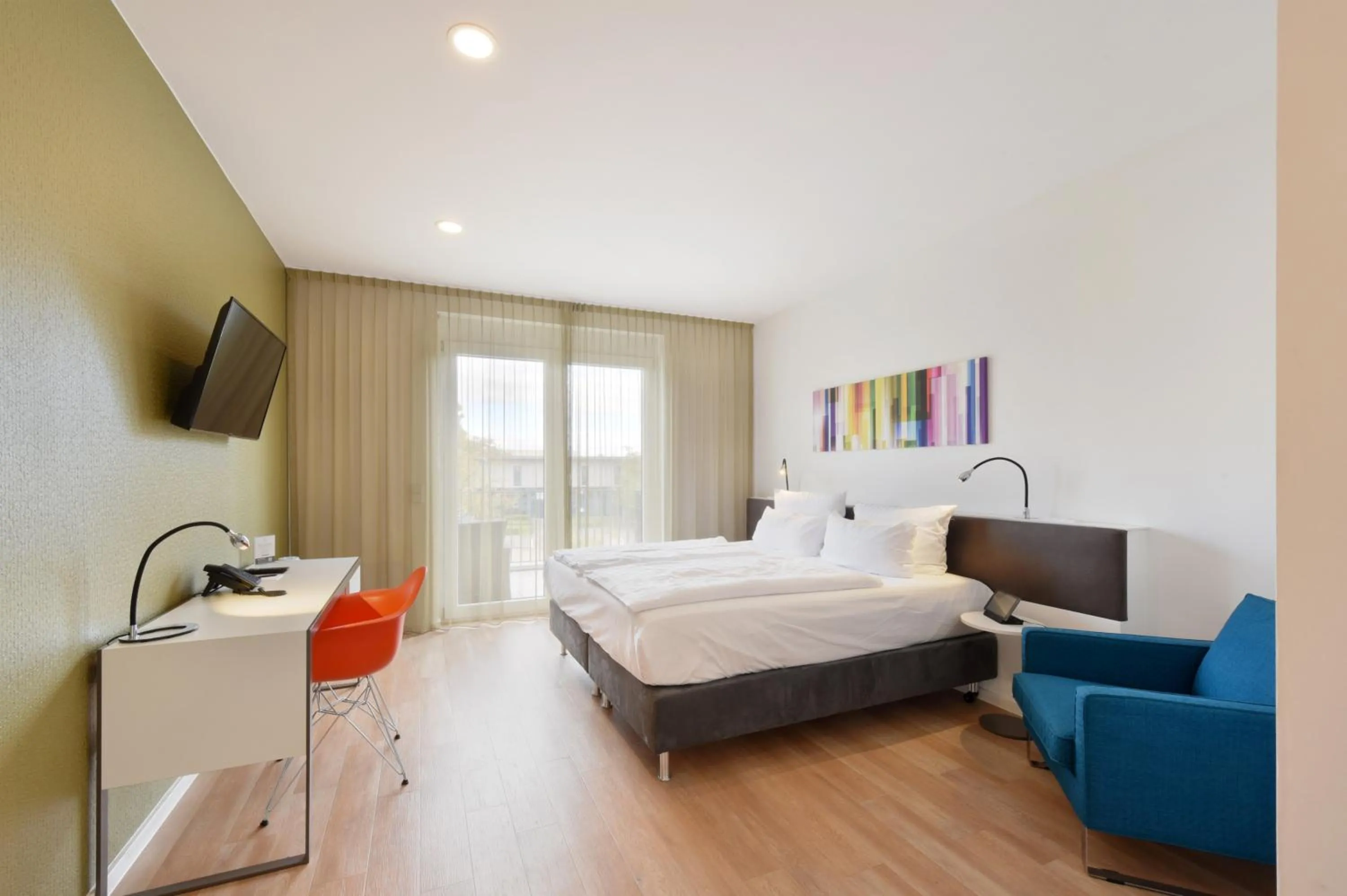 Photo of the whole room, Bed in K-Apart Hotel & Boardinghouse