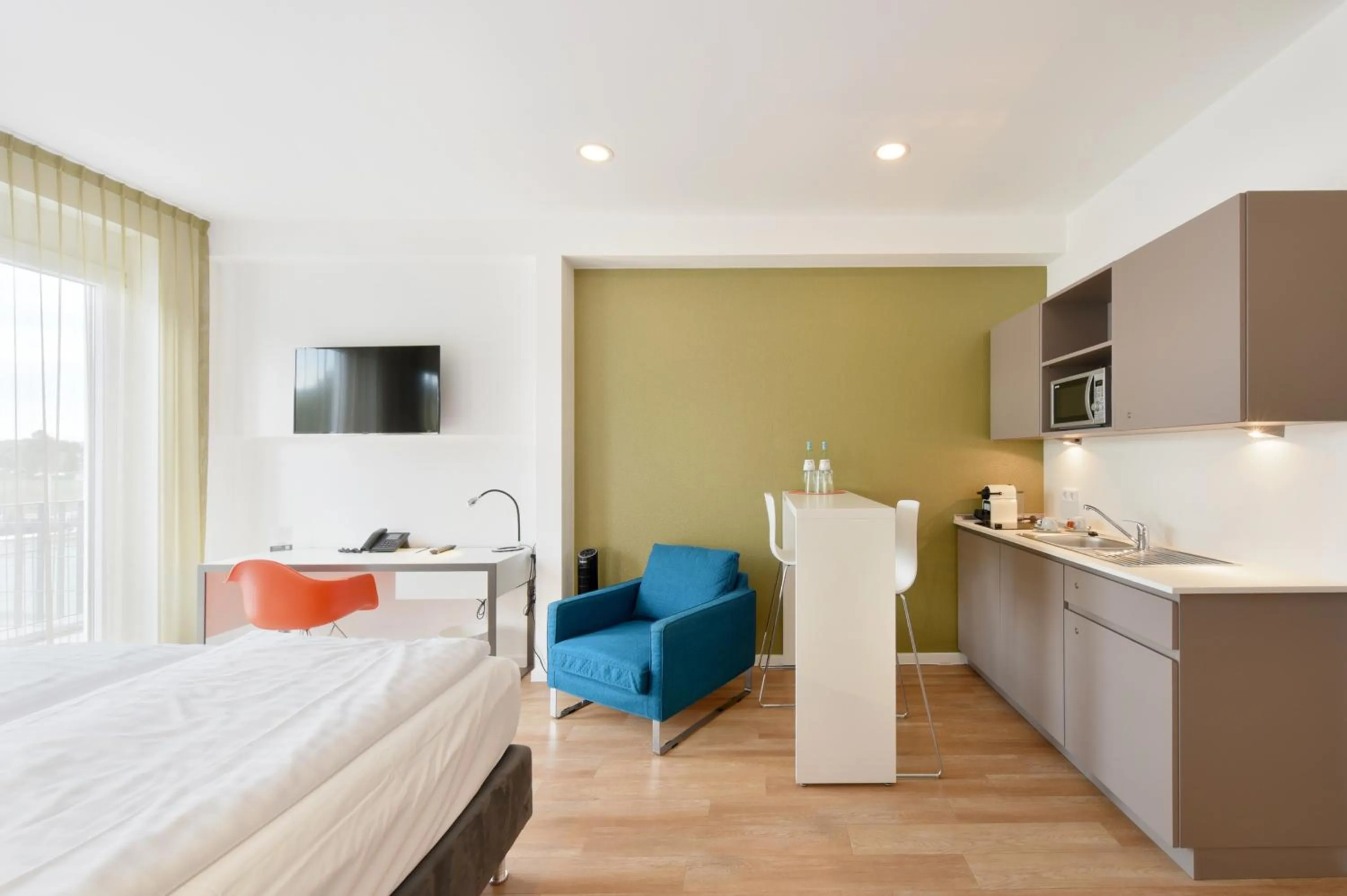 Photo of the whole room, Bed in K-Apart Hotel & Boardinghouse