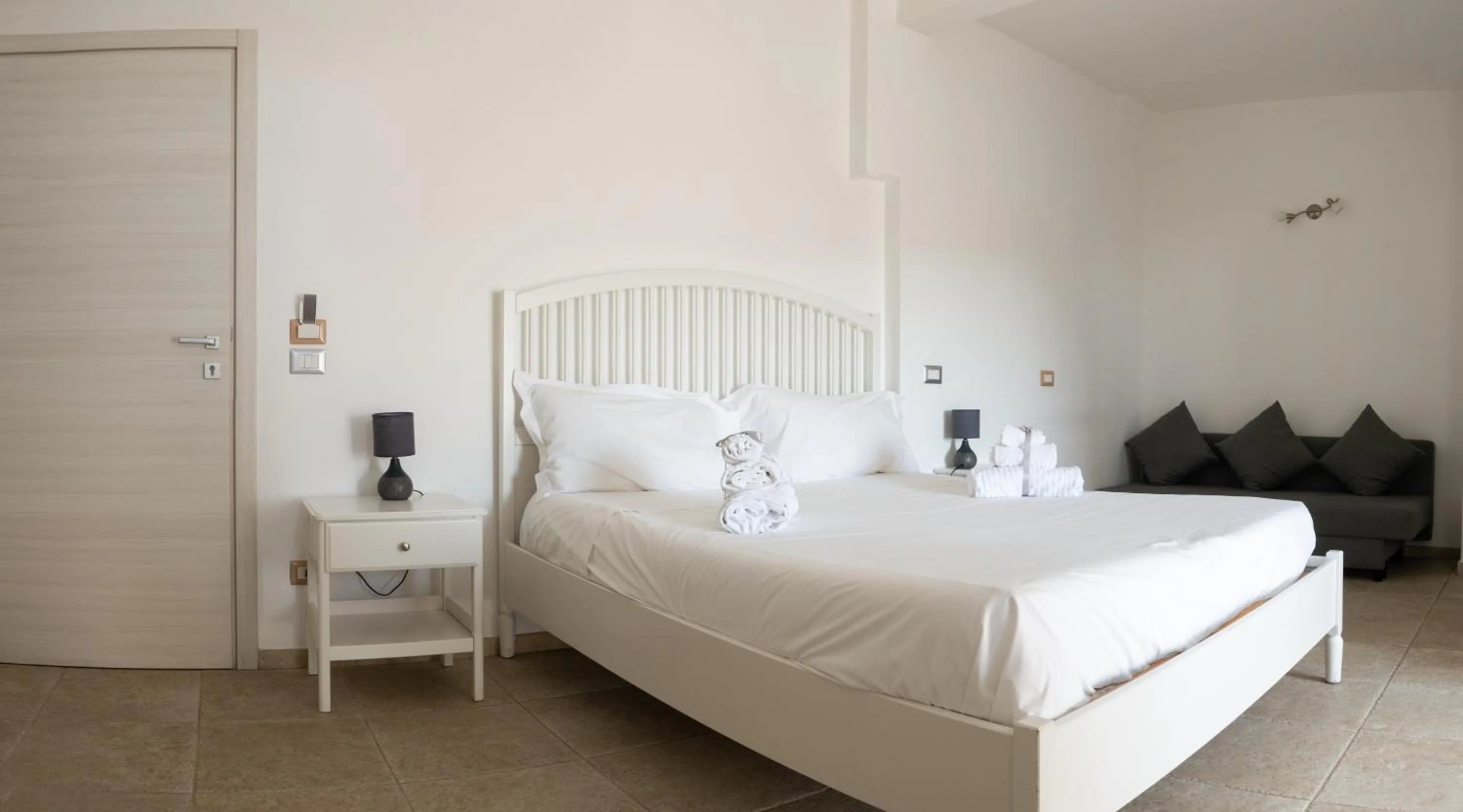 Bed in Il Peccato Originale