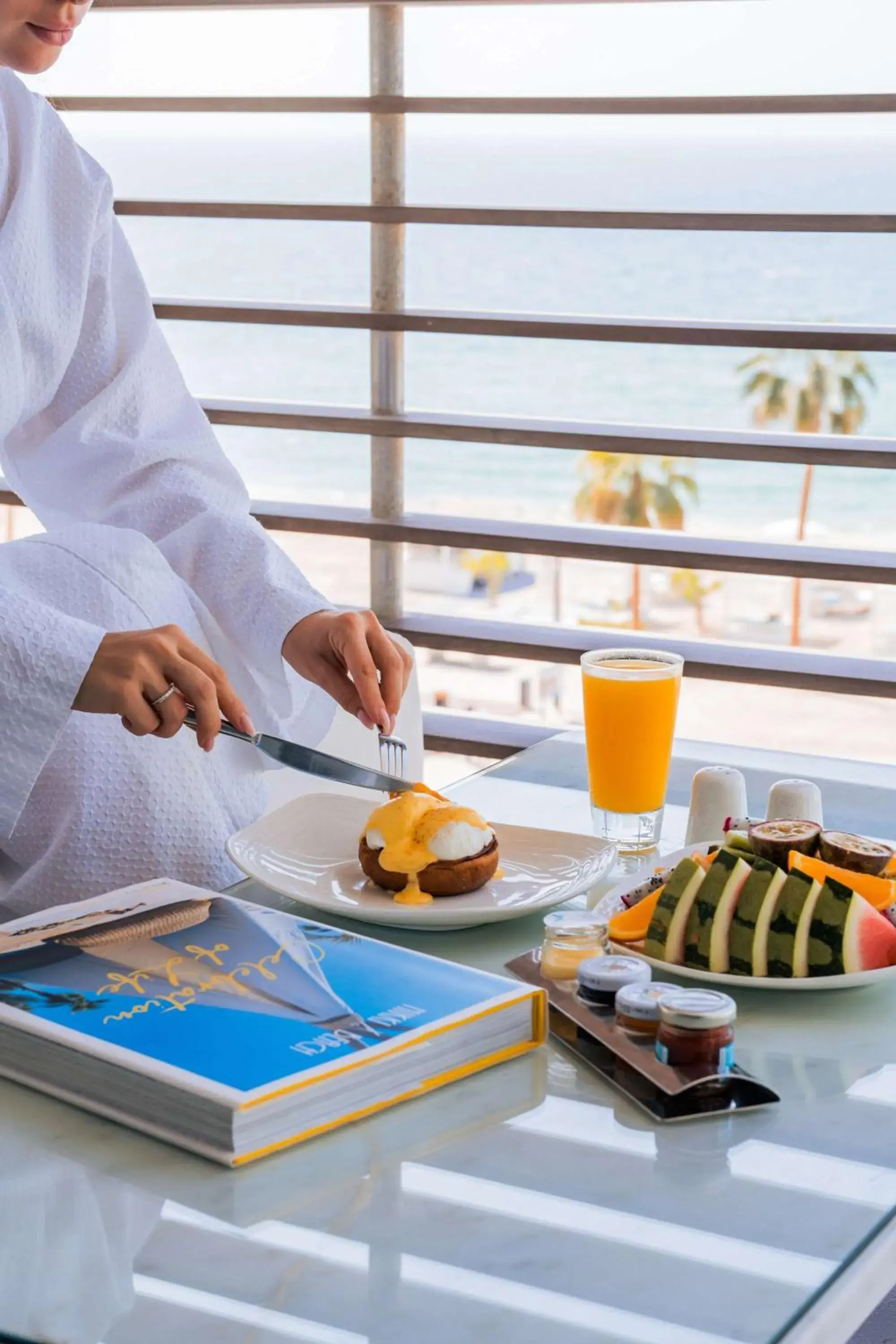 Breakfast in Nikki Beach Resort & Spa Dubai Breakfast in Nikki Beach Resort & Spa Dubai