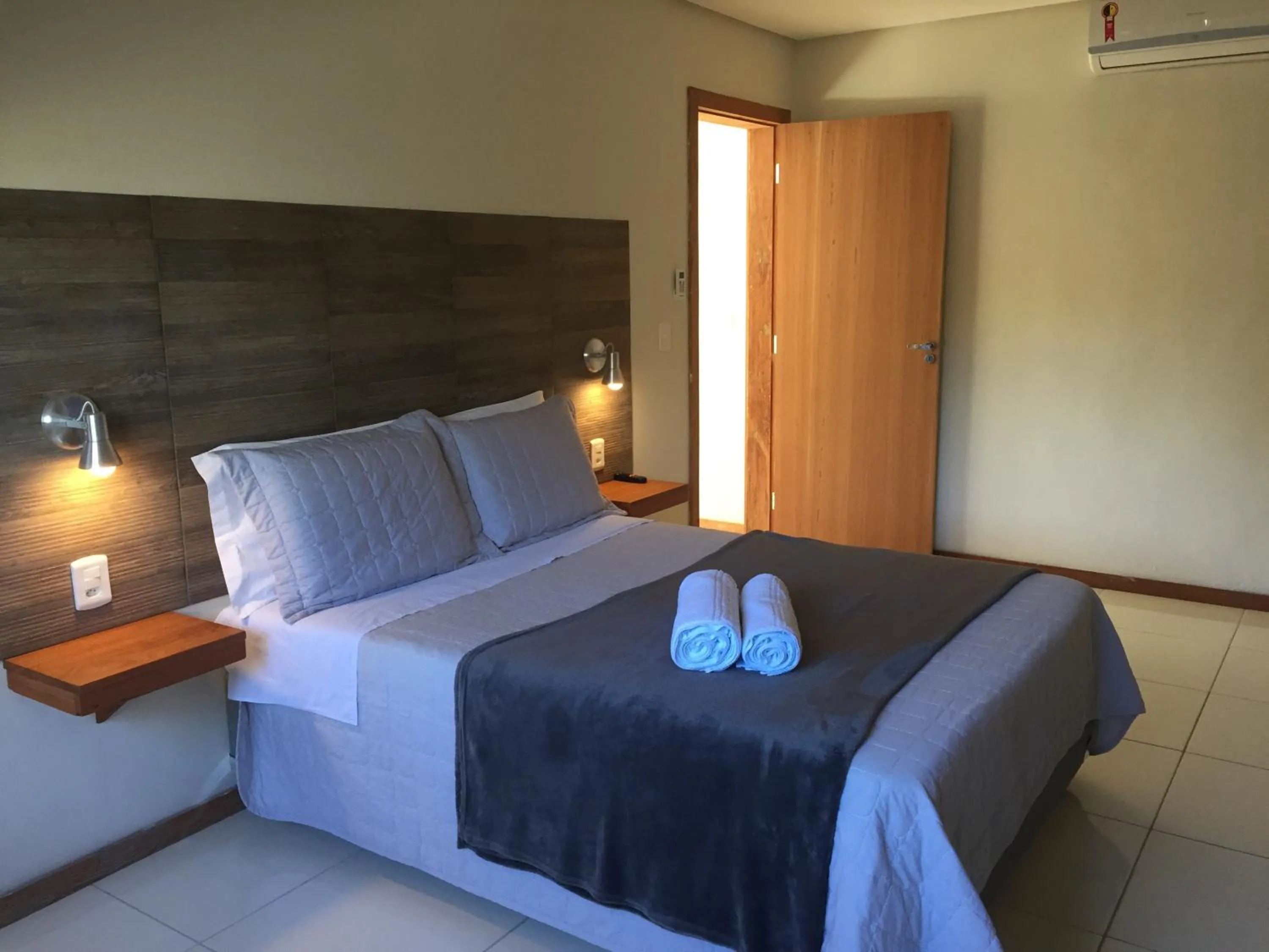 Photo of the whole room, Bed in Casa Figueira na Pedra - SPA Suites