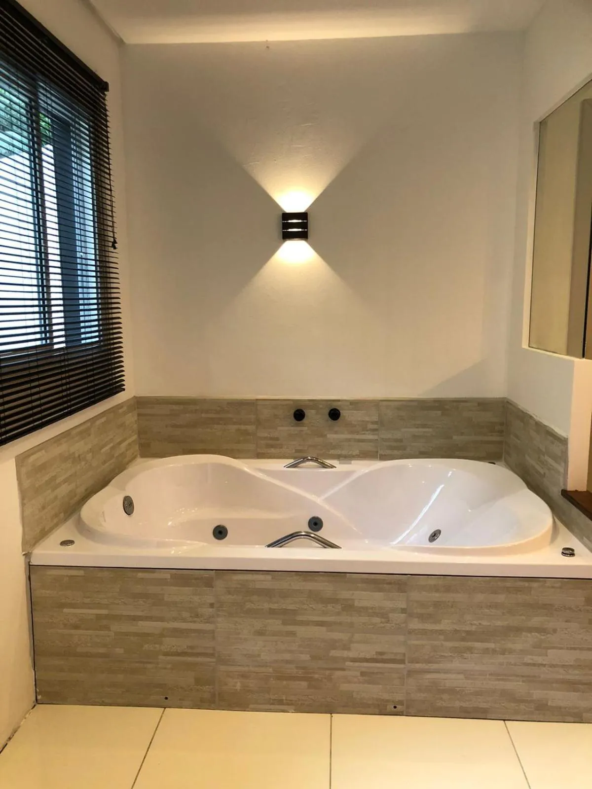 Hot Tub in Casa Figueira na Pedra - SPA Suites