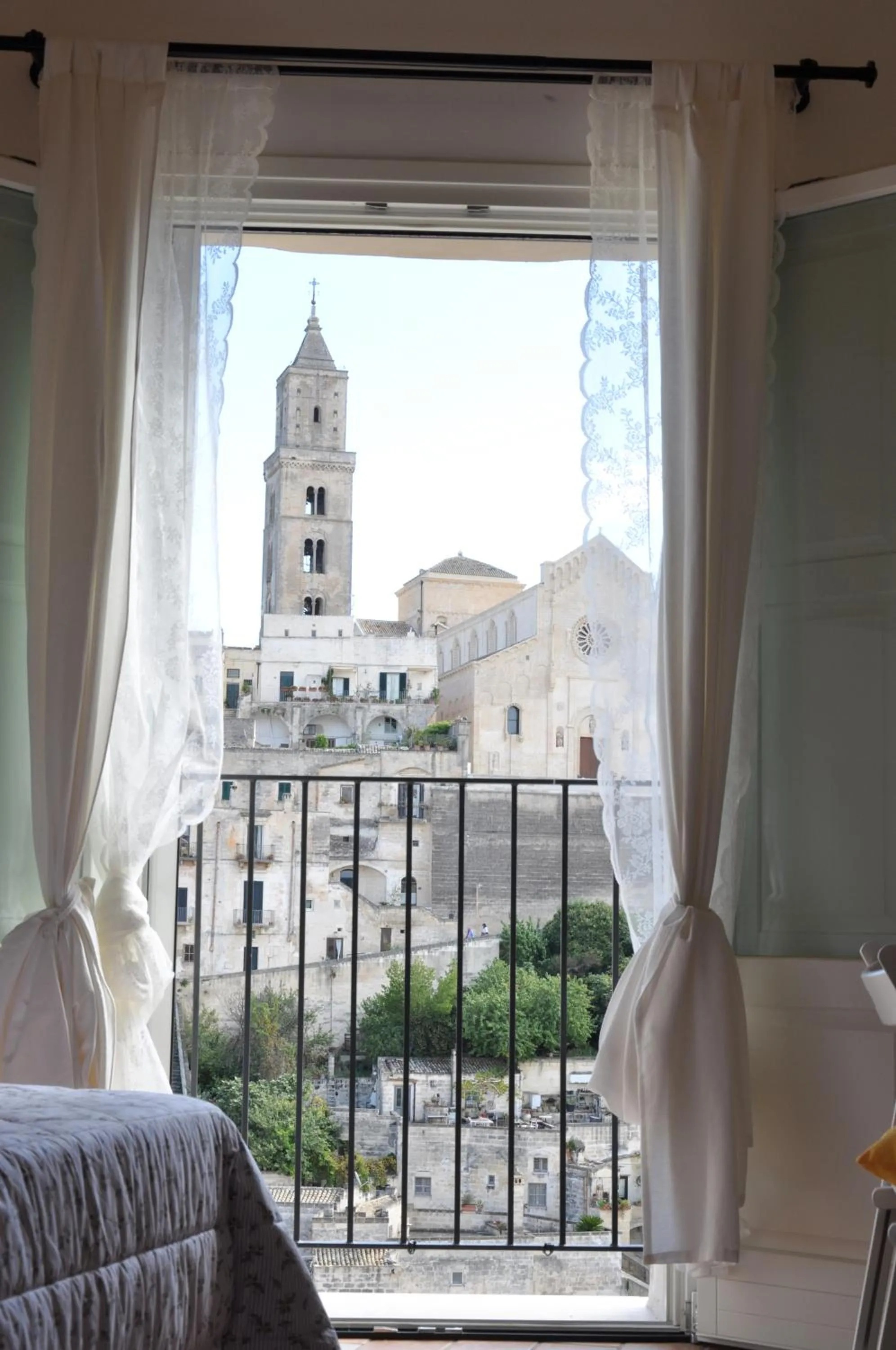 Day, Bed in Roseus La Casa Vacanze nei Sassi