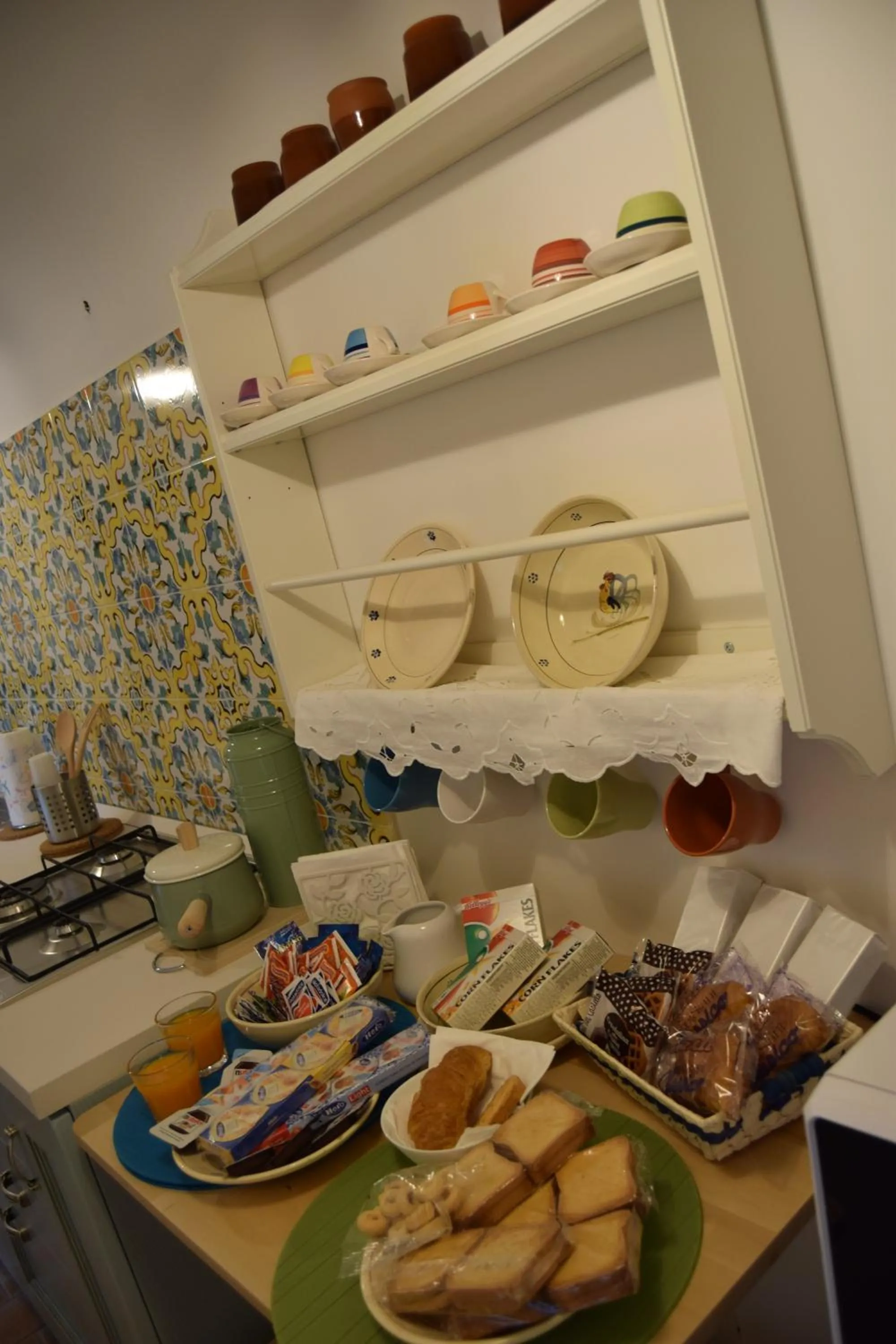 Coffee/tea facilities in Roseus La Casa Vacanze nei Sassi