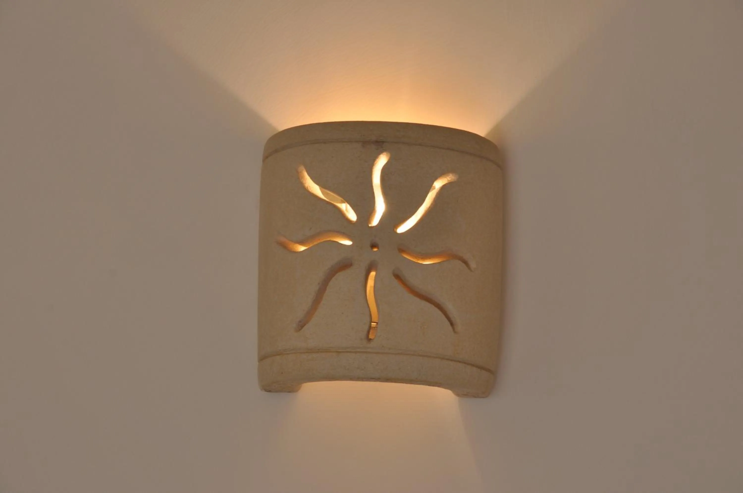 Decorative detail in Roseus La Casa Vacanze nei Sassi