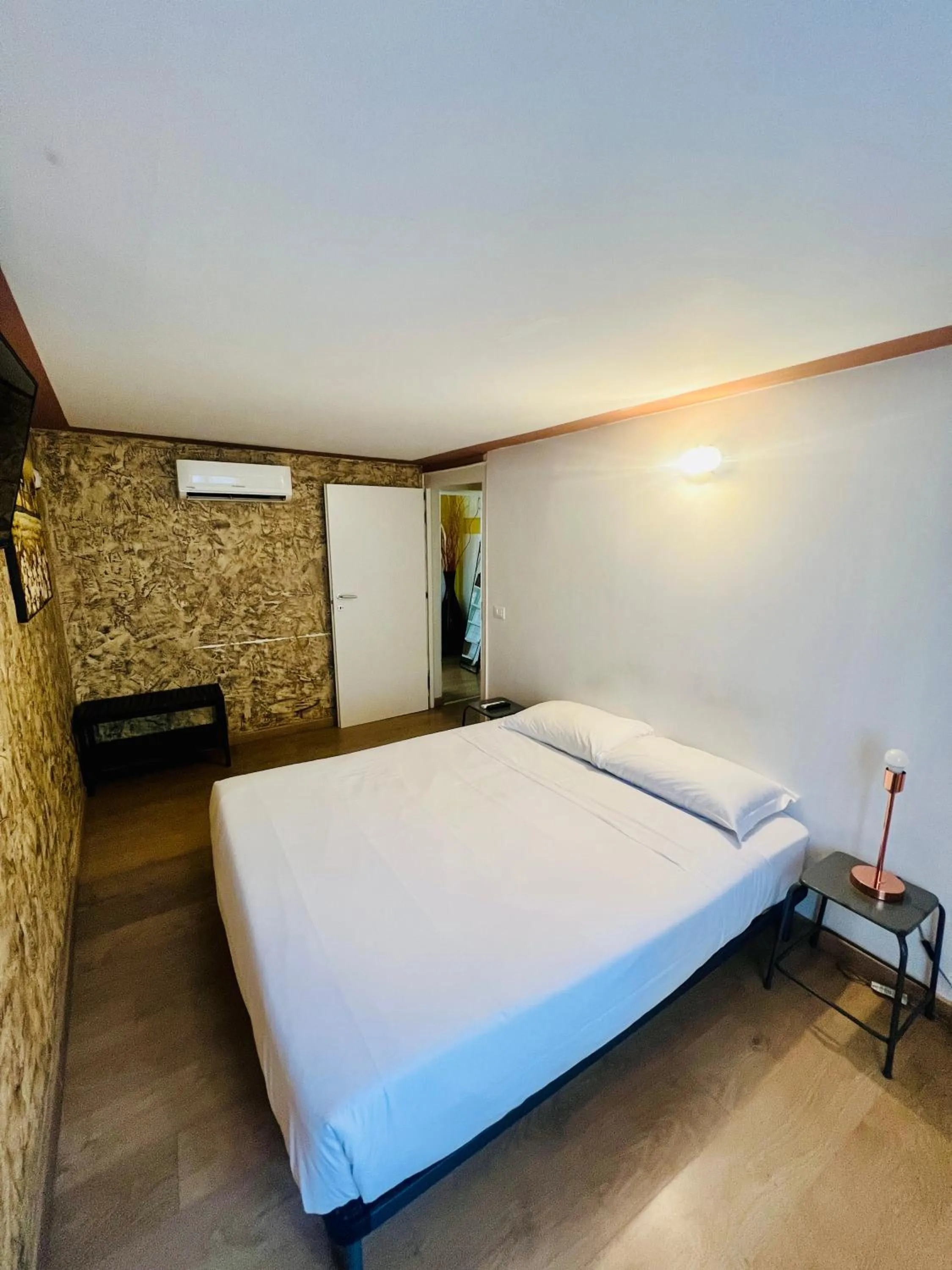 Photo of the whole room, Bed in Room Verona Ai Conti