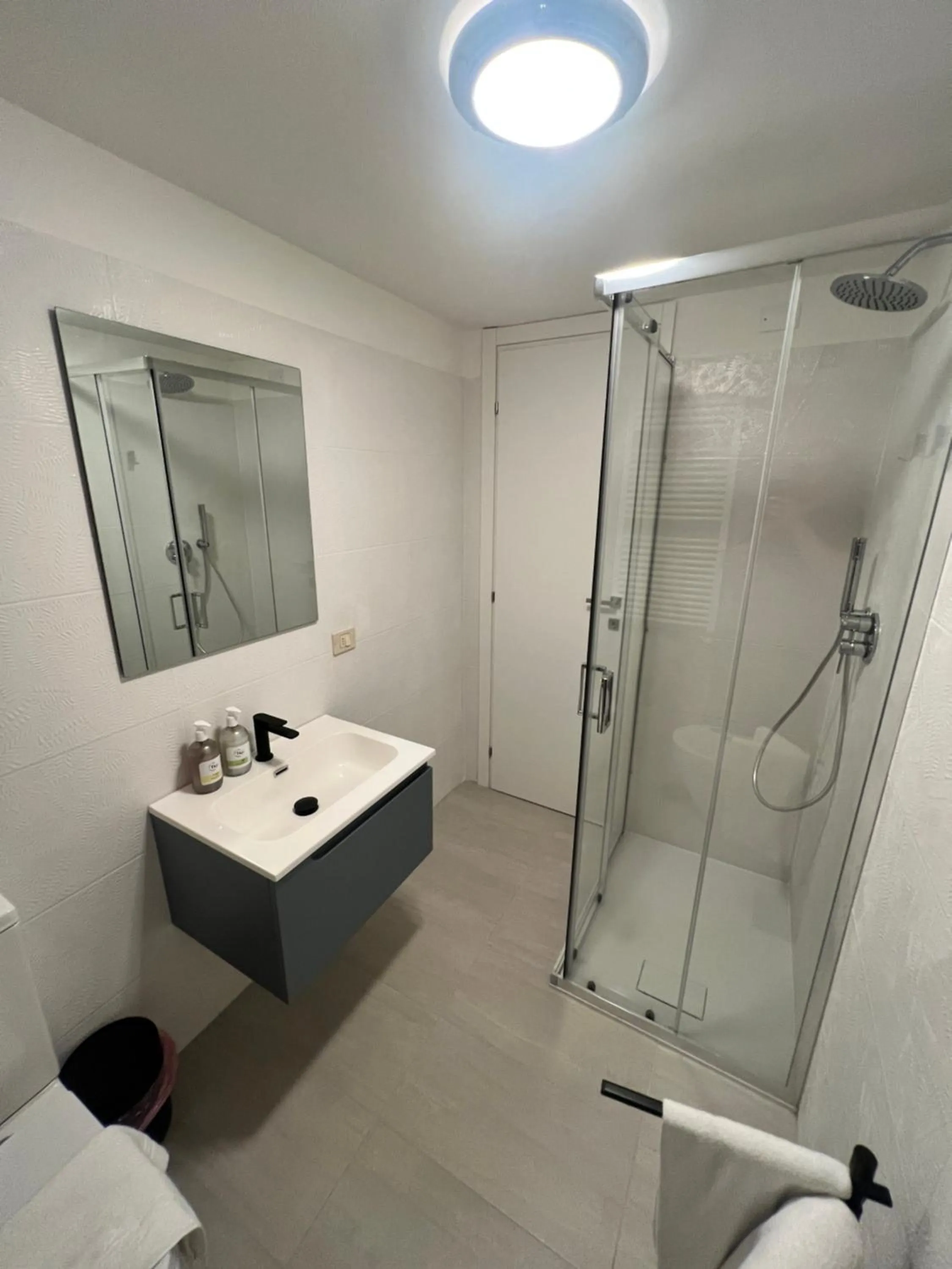 Bathroom in Room Verona Ai Conti