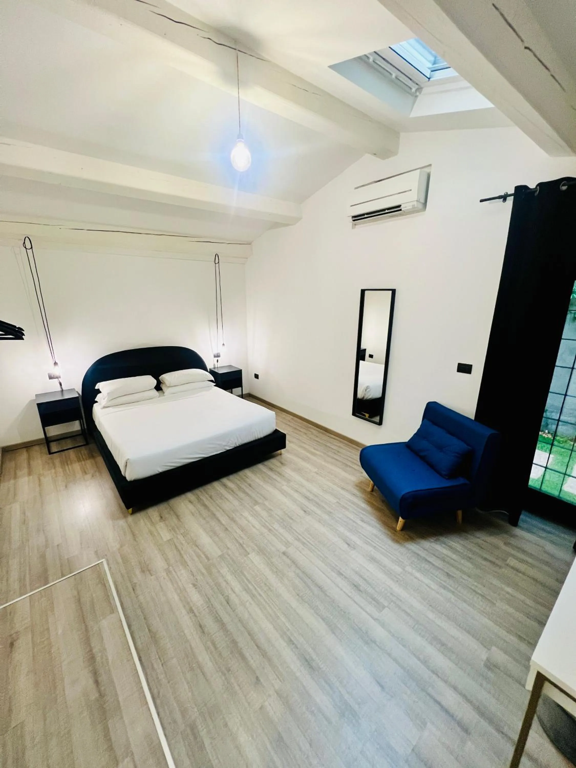 Photo of the whole room, Bed in Room Verona Ai Conti