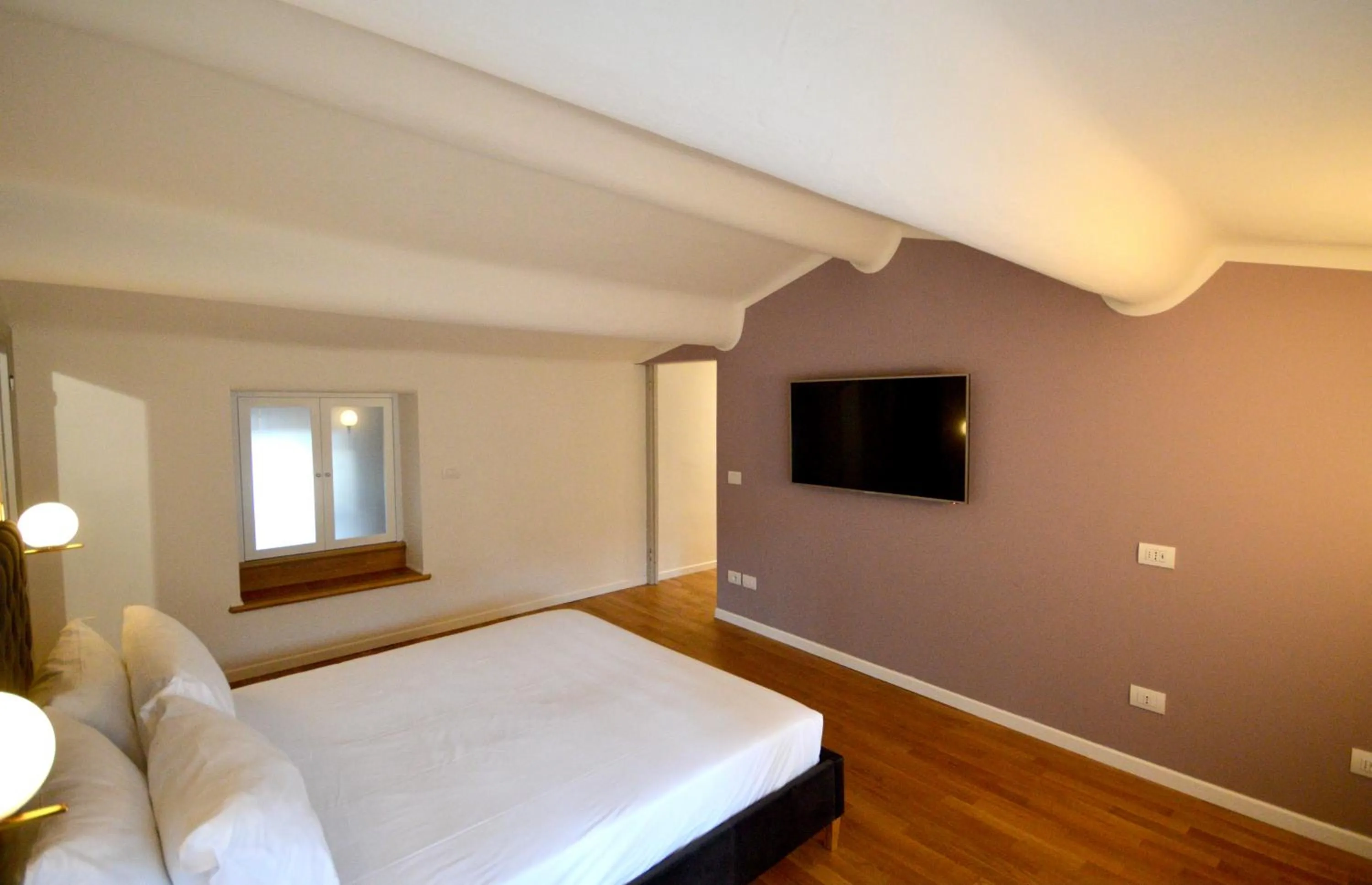 Bedroom, Bed in Room Verona Ai Conti