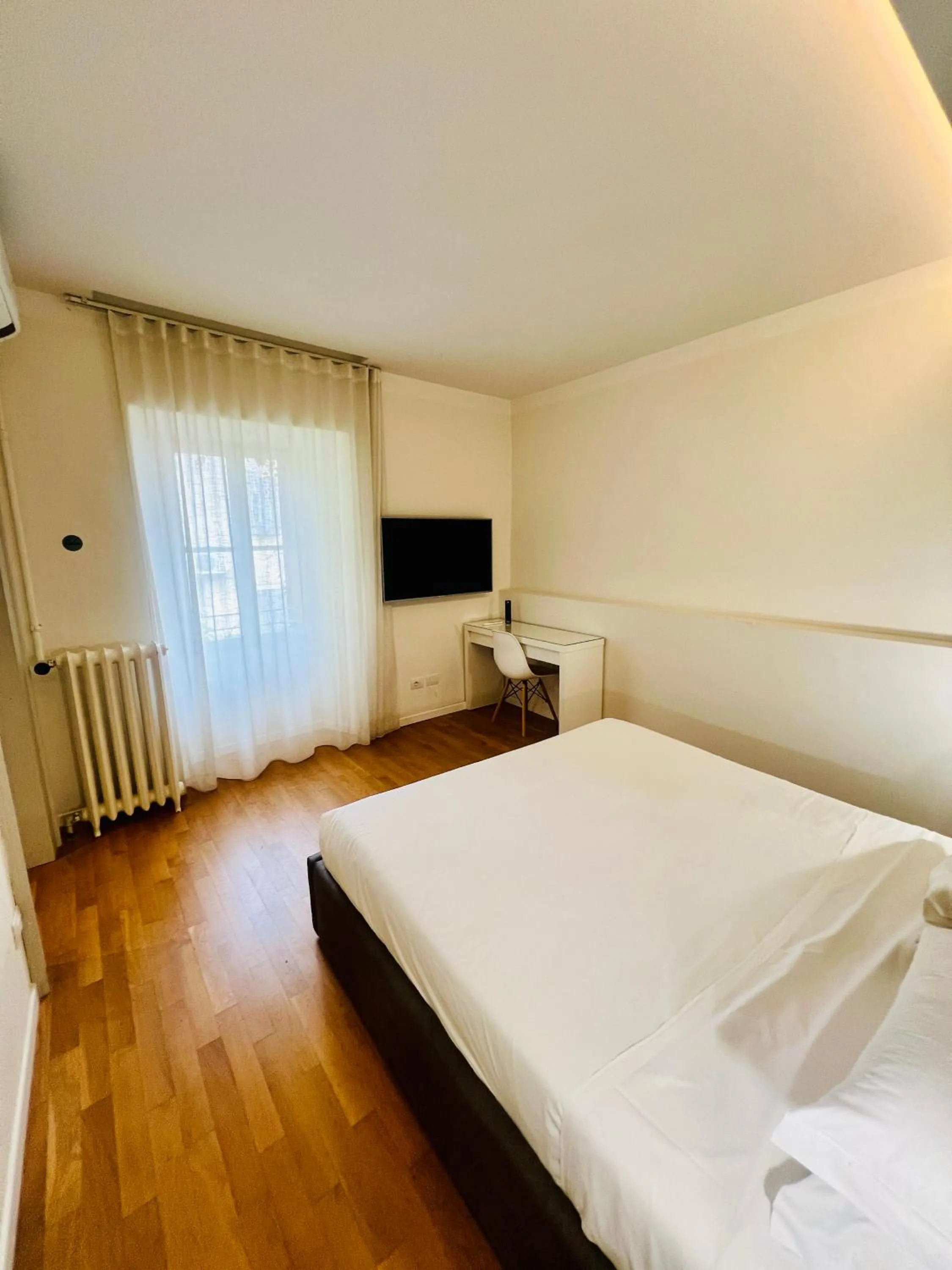 Bedroom, Bed in Room Verona Ai Conti