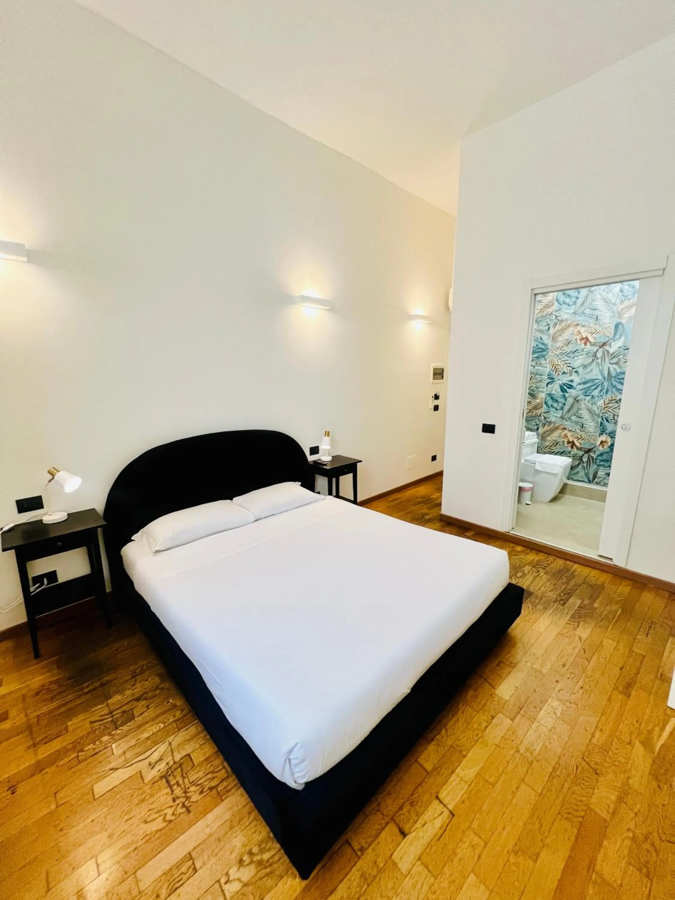 Bedroom, Bed in Room Verona Ai Conti