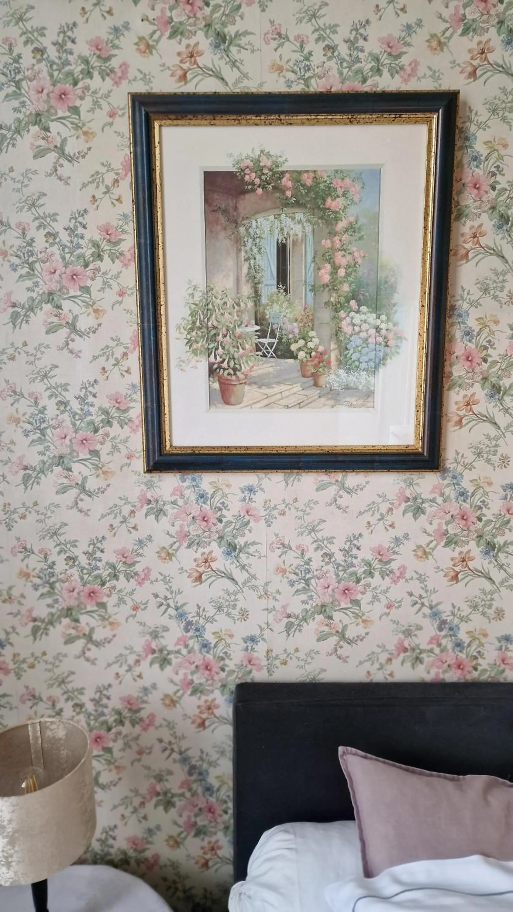 Decorative detail, Bed in B&B Fine Fleur