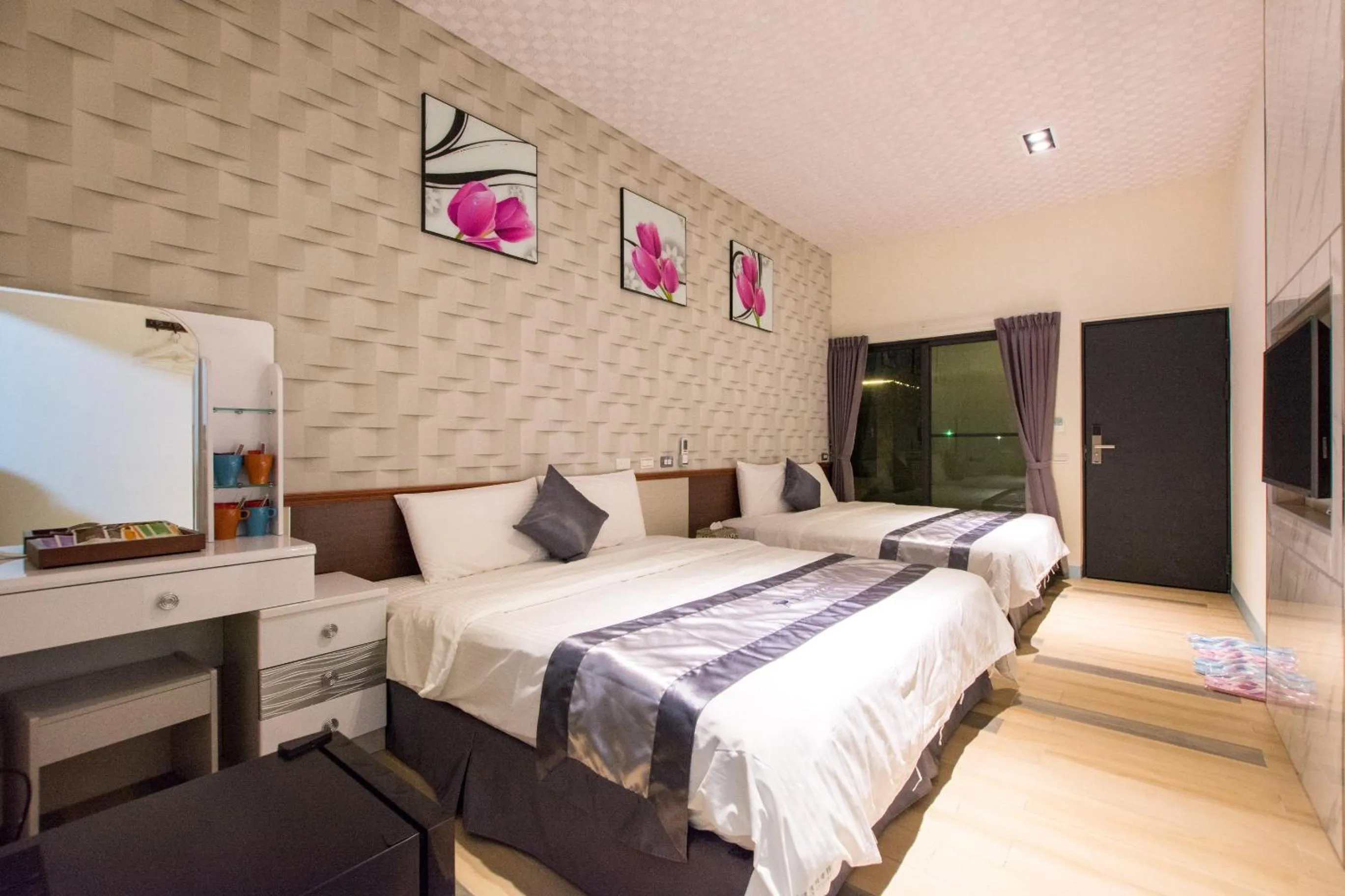 Photo of the whole room, Bed in Melinda Resort