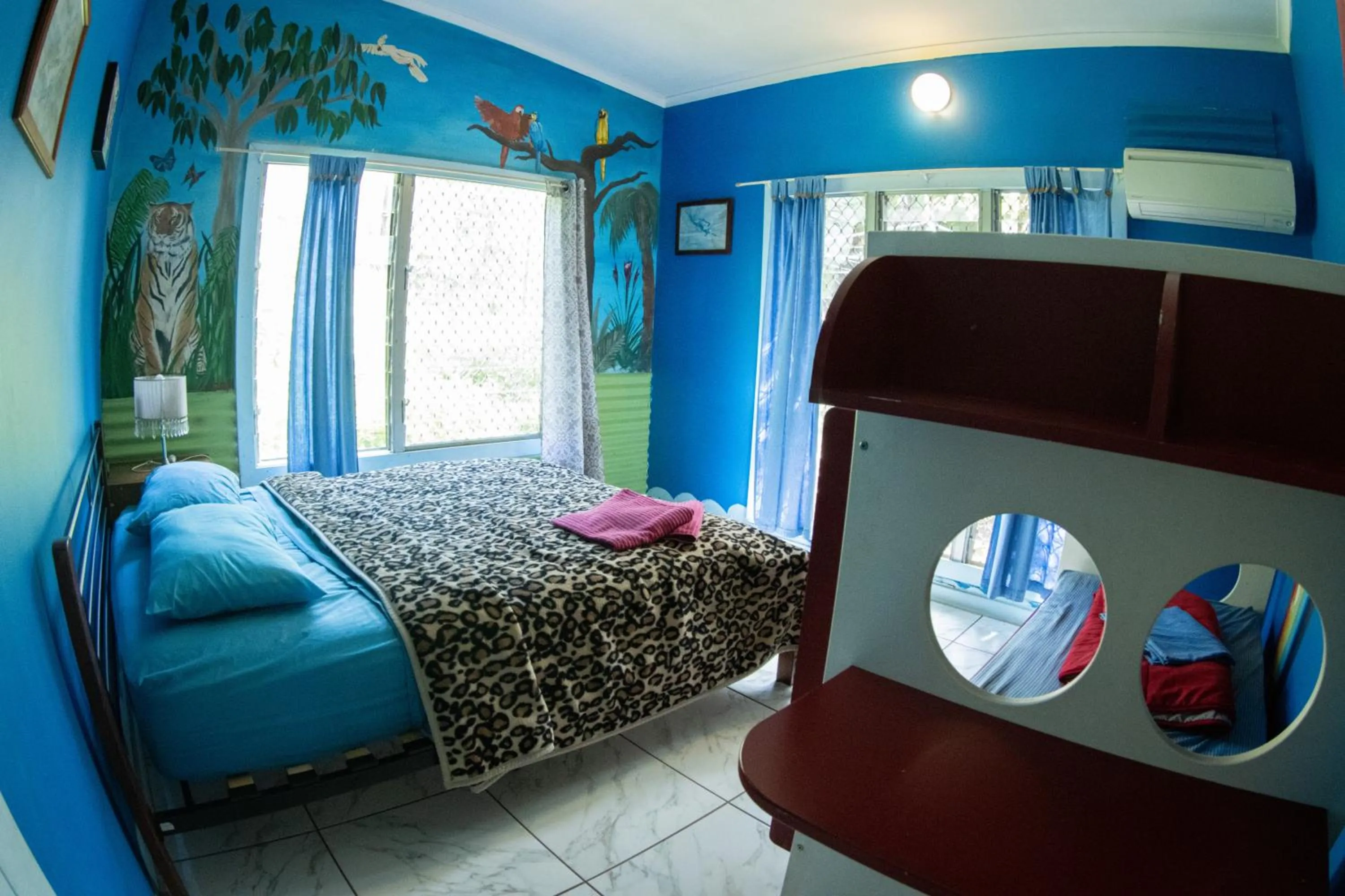 bunk bed, Bed in Batchelor Butterfly Farm
