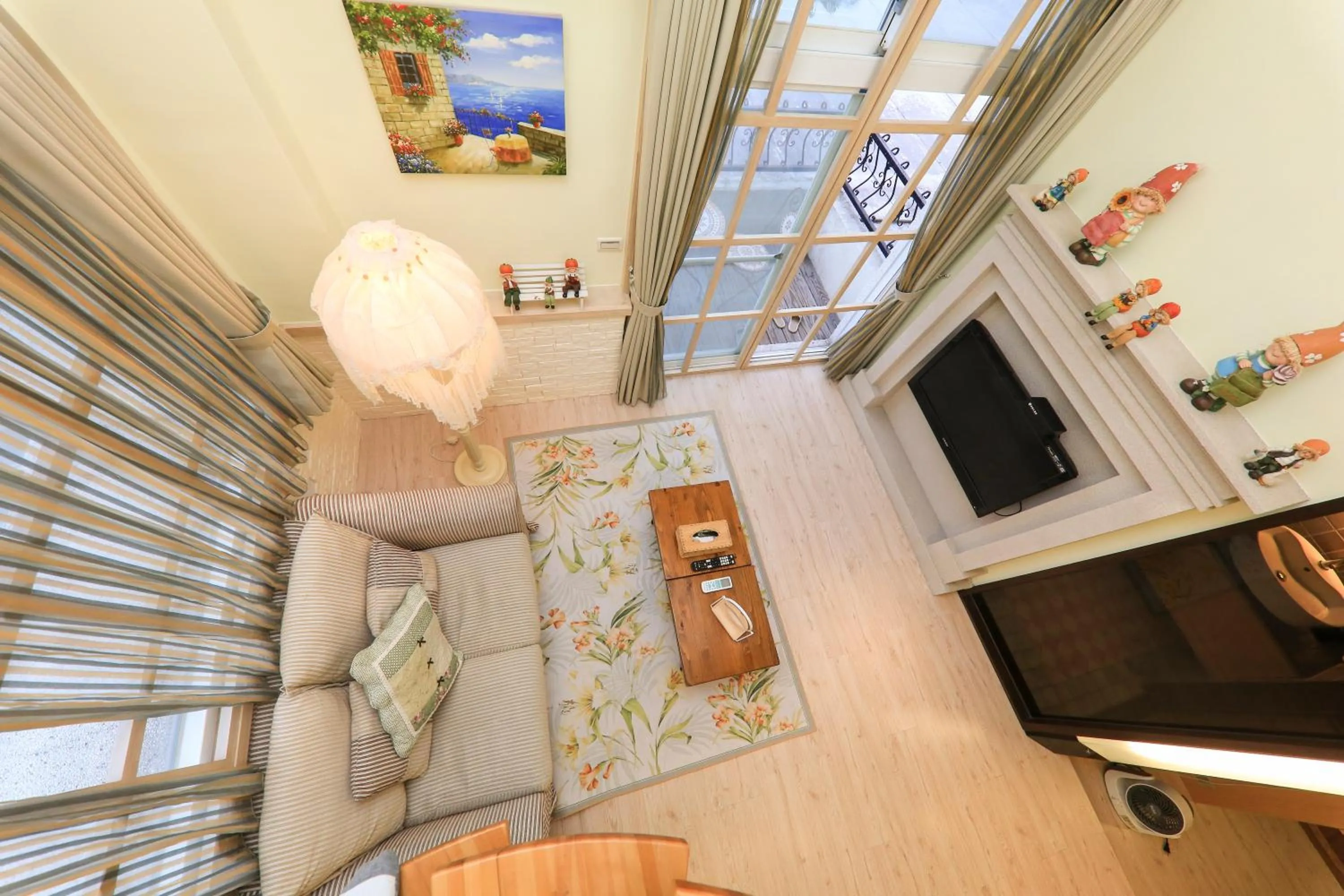 Photo of the whole room in The House of Water