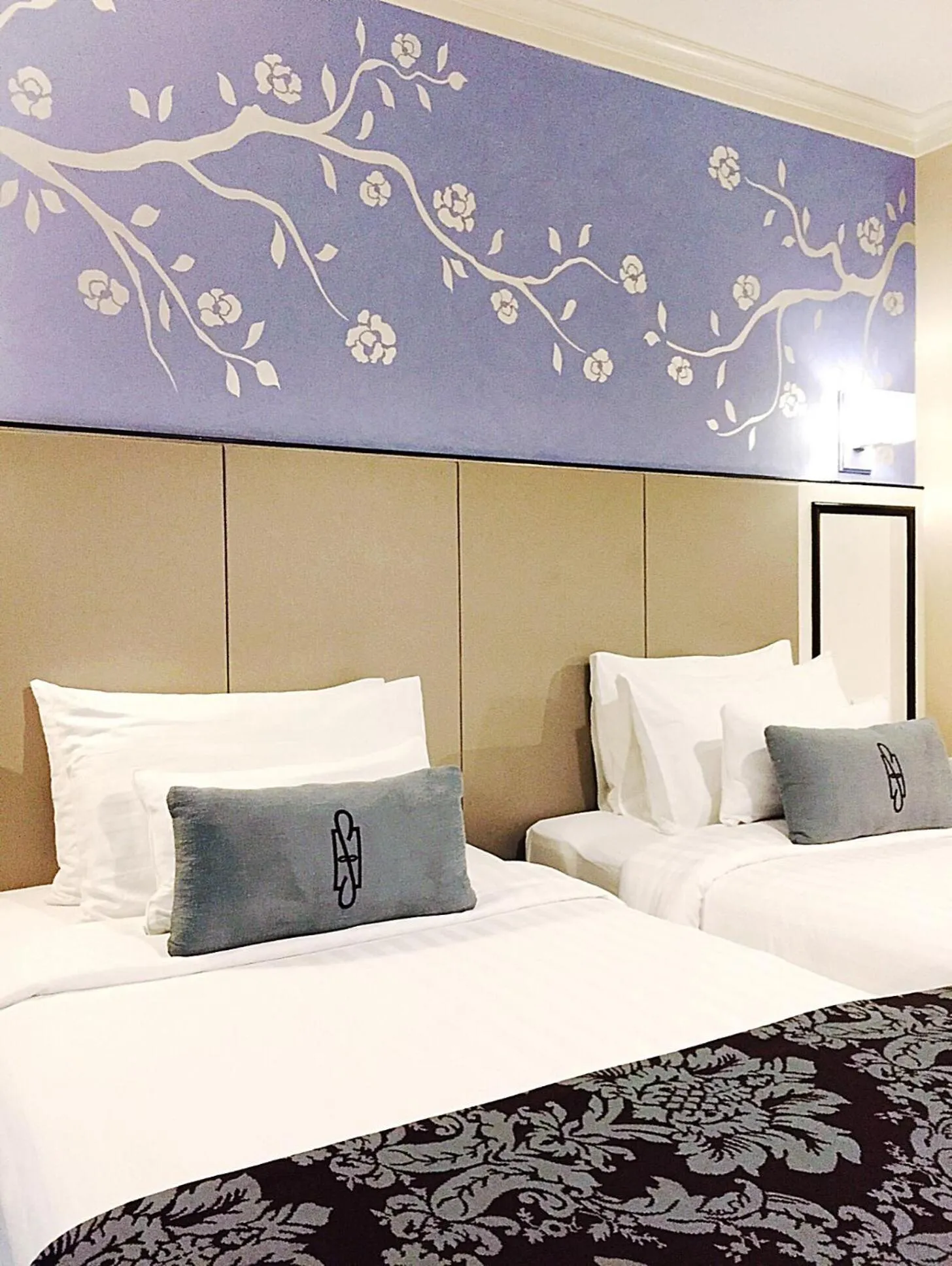 Bedroom, Bed in Sara's Hotel