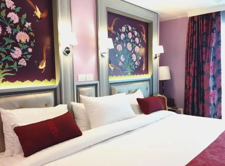 Photo of the whole room, Bed in Sara's Hotel