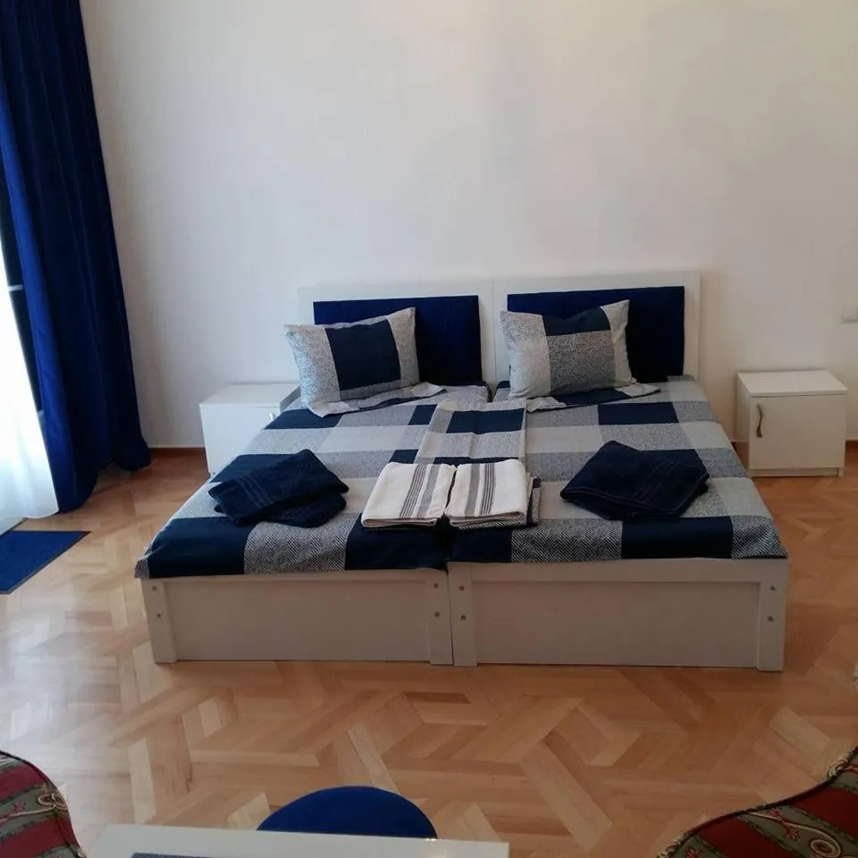 Bed in Hotel Renesans