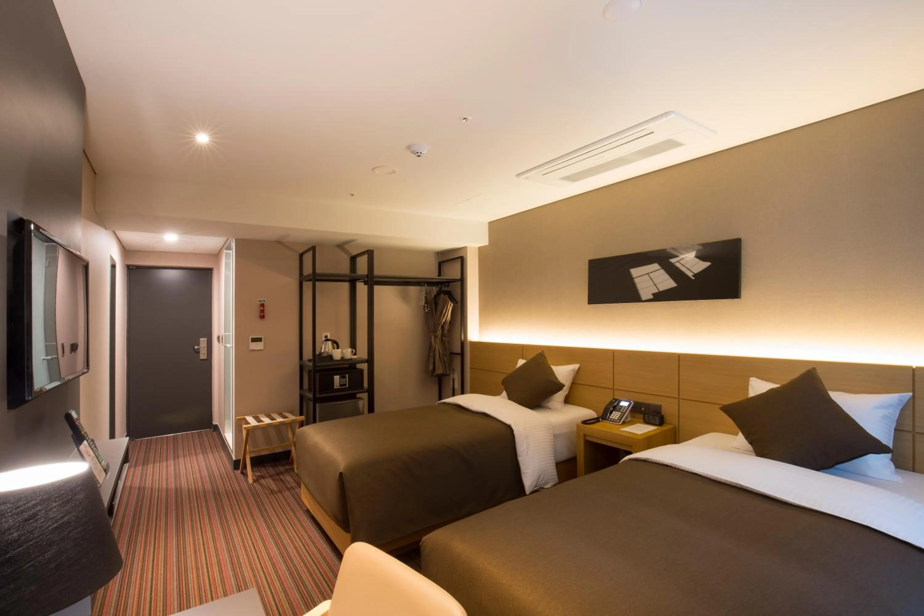 Shower, Bed in Hotel Foret Premier Nampo