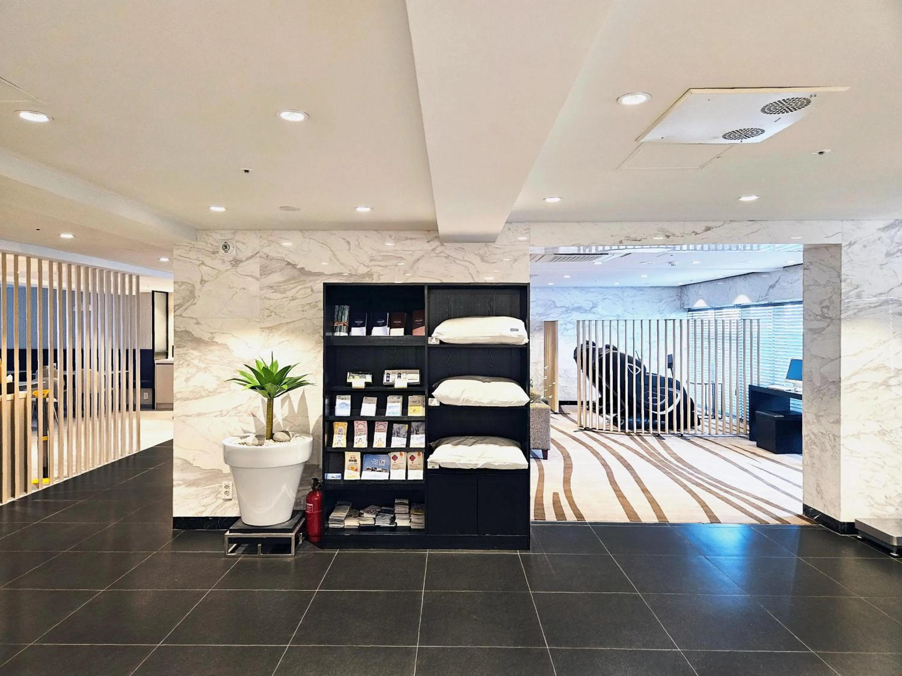 Lobby or reception in Hotel Foret Premier Nampo